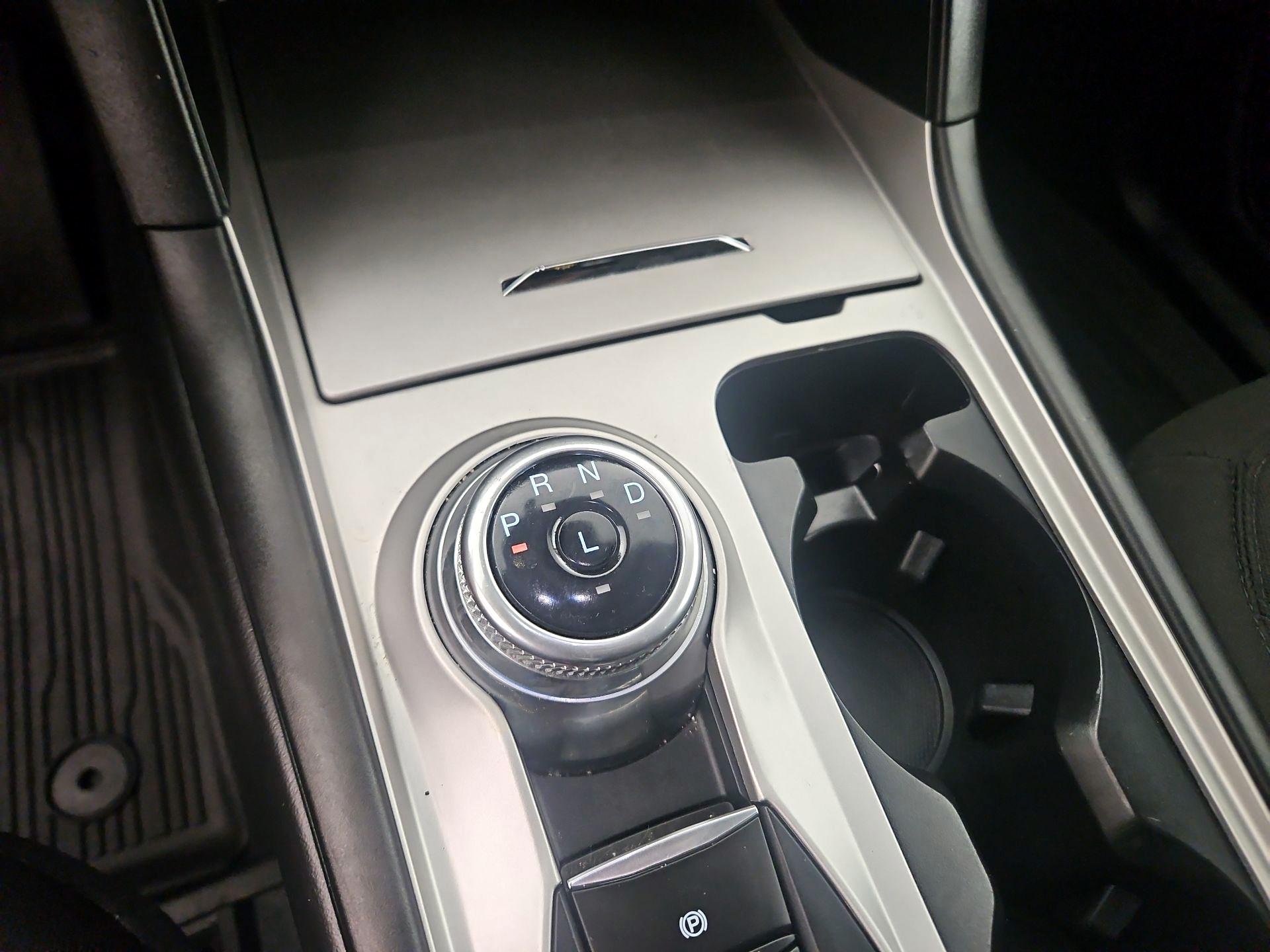 Thumbnail: 2022 Ford Explorer - 17