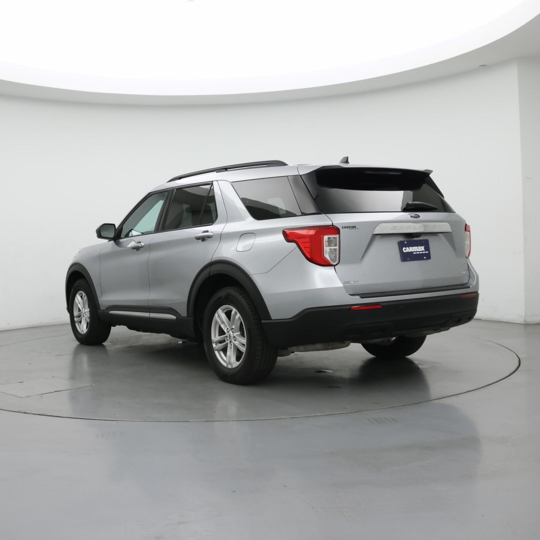 Thumbnail: 2022 Ford Explorer - 2