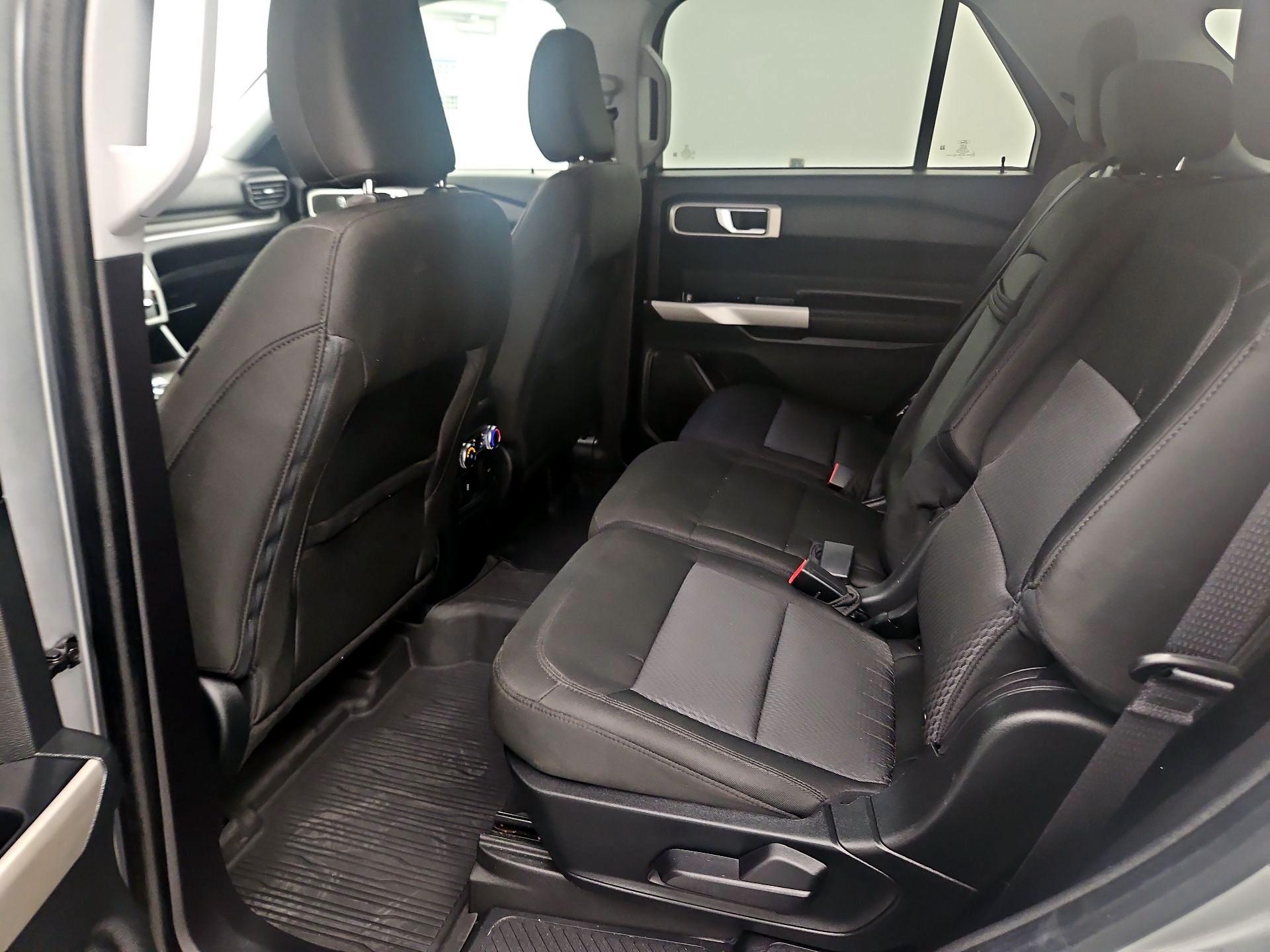 Thumbnail: 2022 Ford Explorer - 19