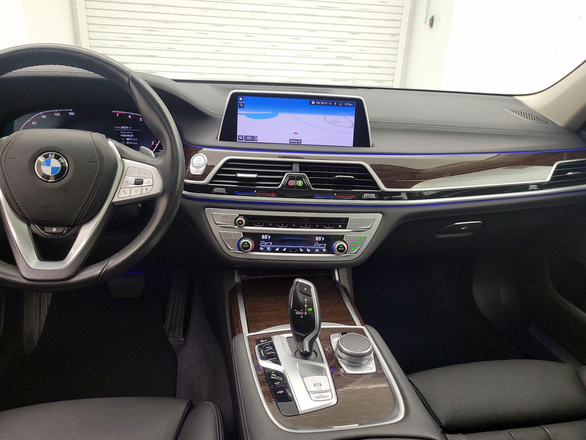 Thumbnail: 2021 BMW 7 Series - 9