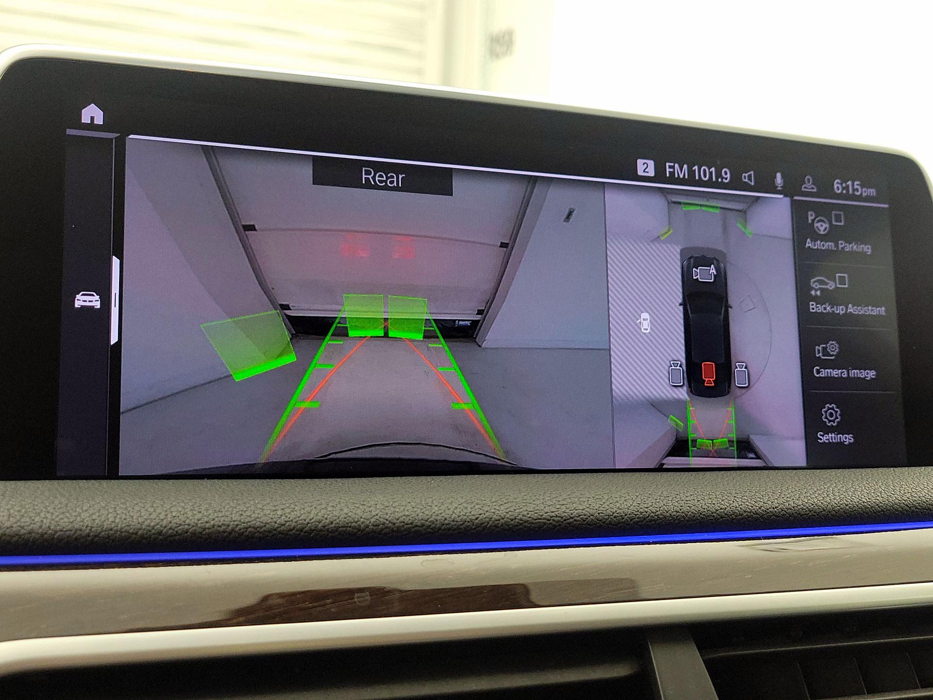 Thumbnail: 2021 BMW 7 Series - 15