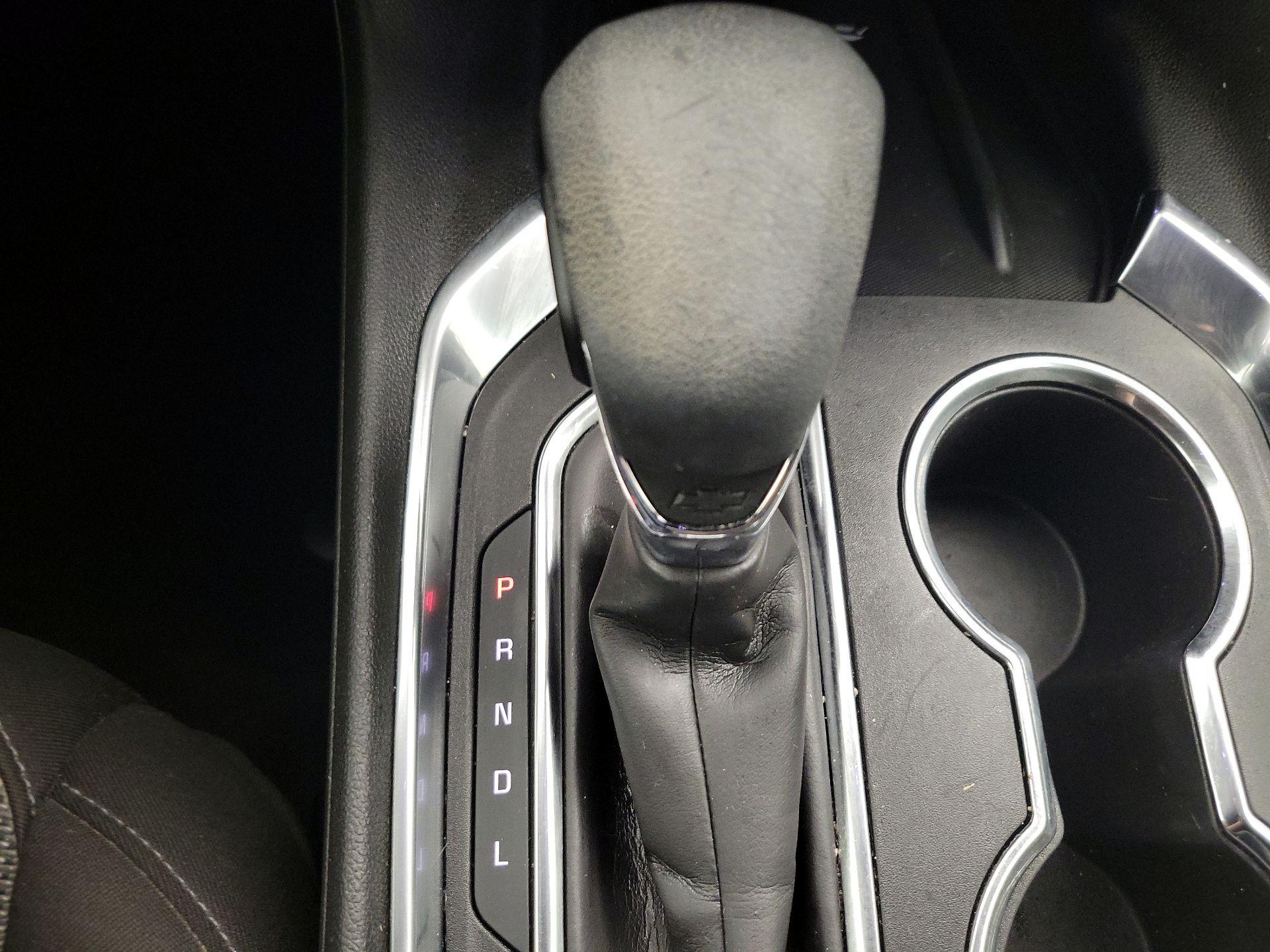 Thumbnail: 2023 Chevrolet Traverse - 17