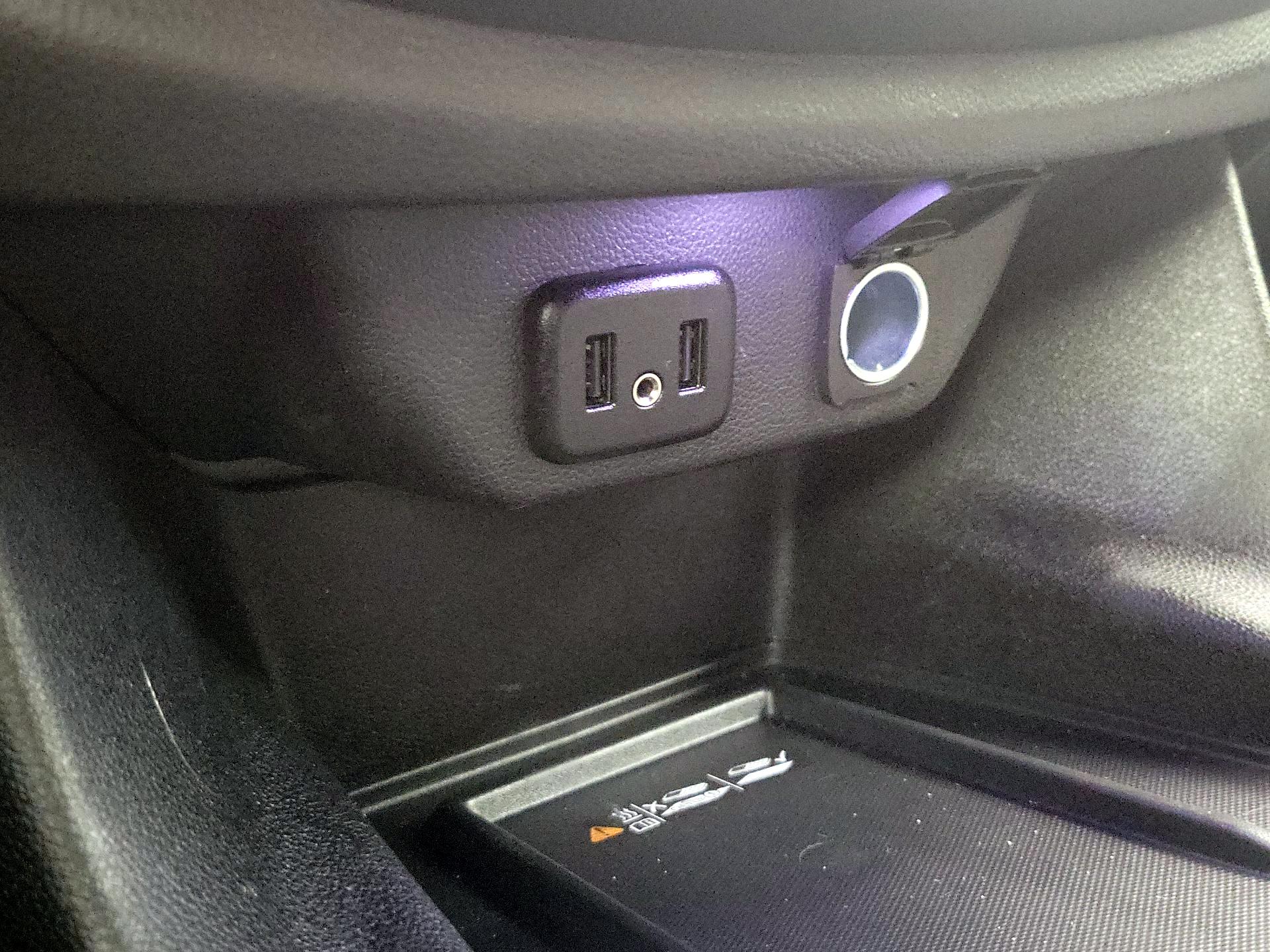 Thumbnail: 2023 Chevrolet Traverse - 18