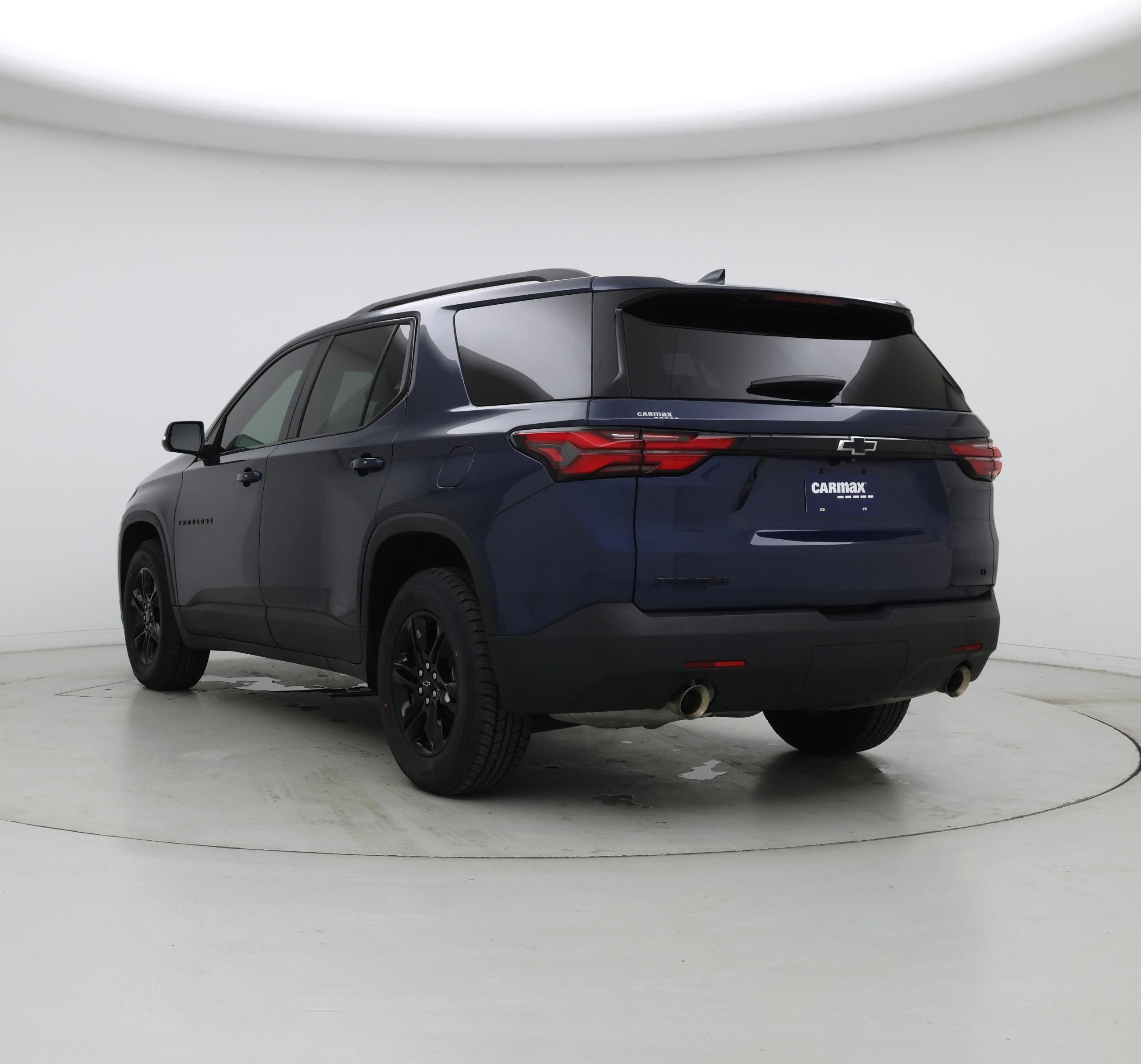 Thumbnail: 2023 Chevrolet Traverse - 2