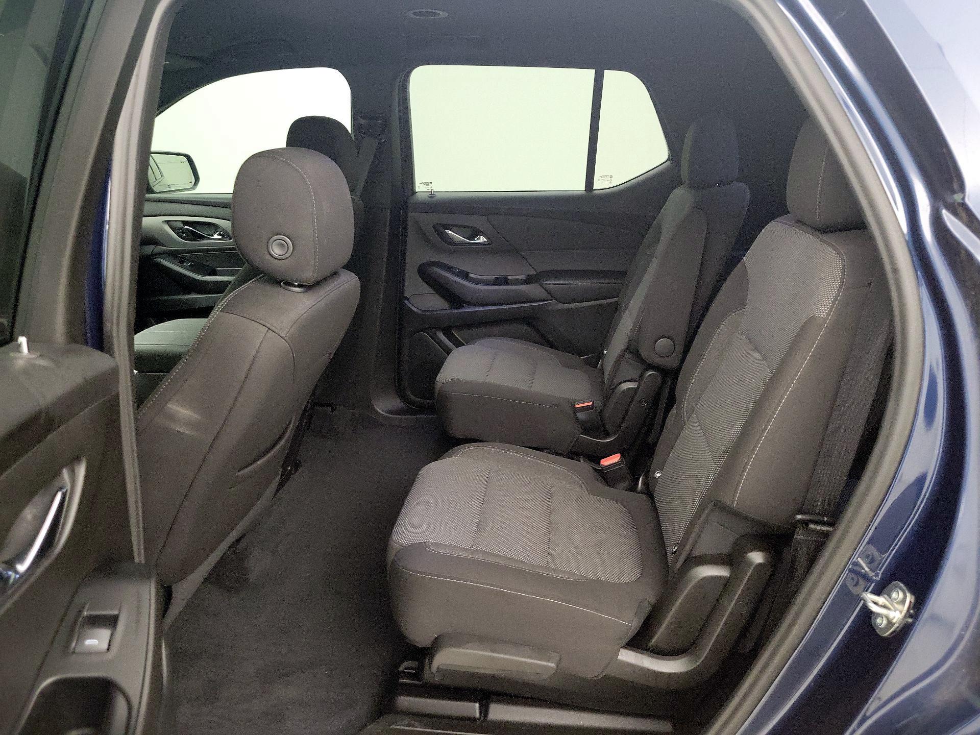 Thumbnail: 2023 Chevrolet Traverse - 19