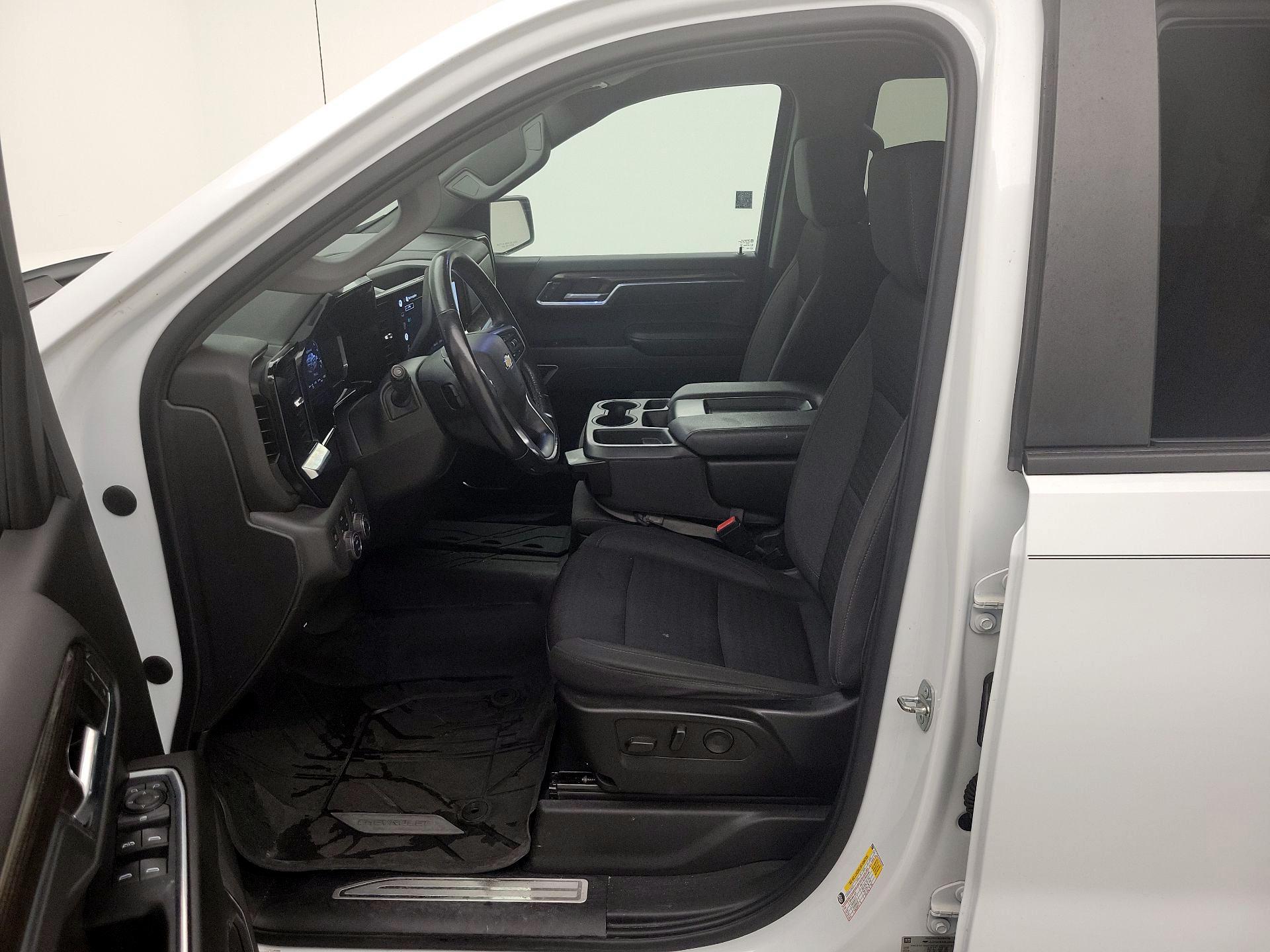 Thumbnail: 2022 Chevrolet Silverado 1500 - 11