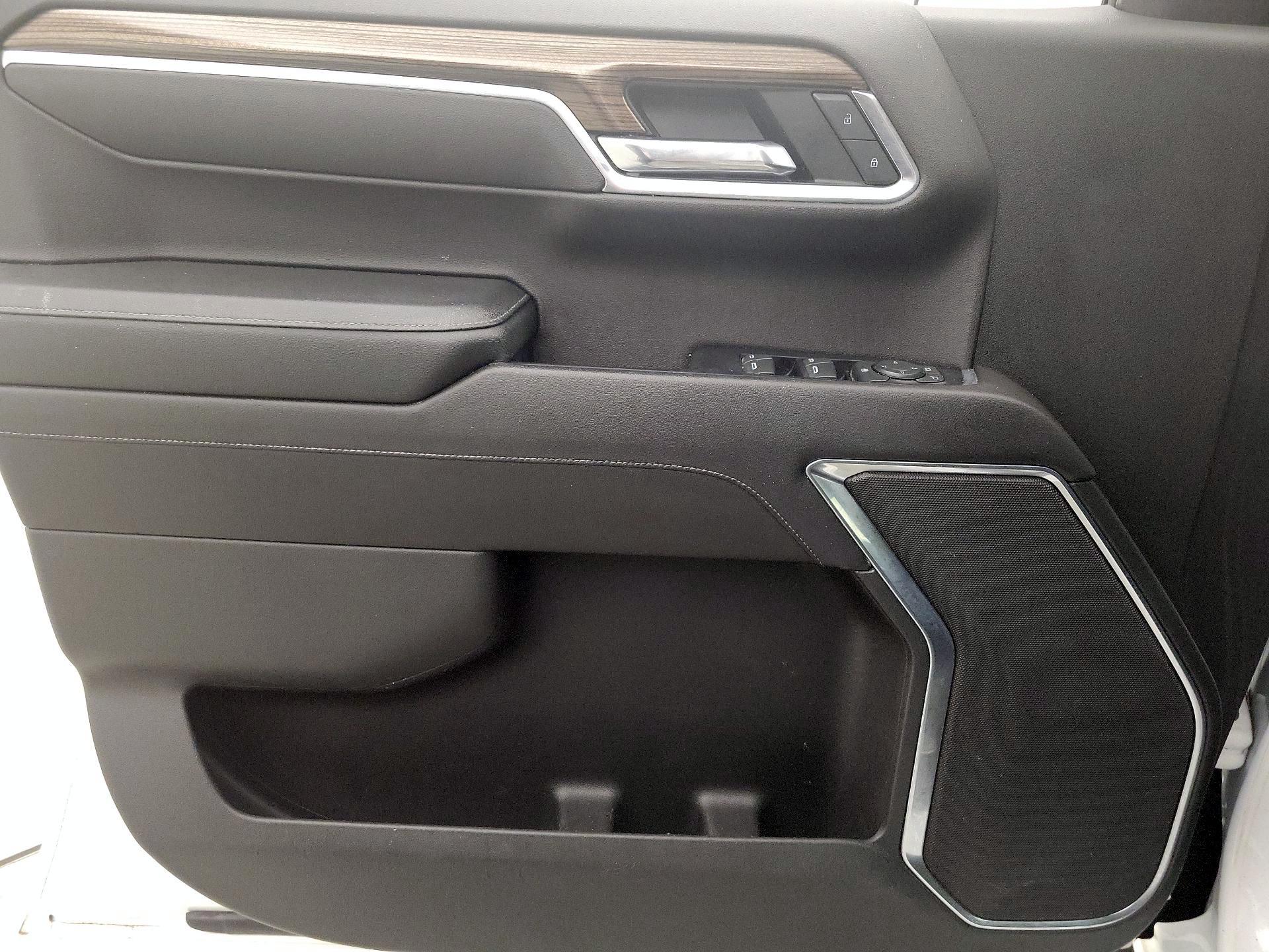 Thumbnail: 2022 Chevrolet Silverado 1500 - 12