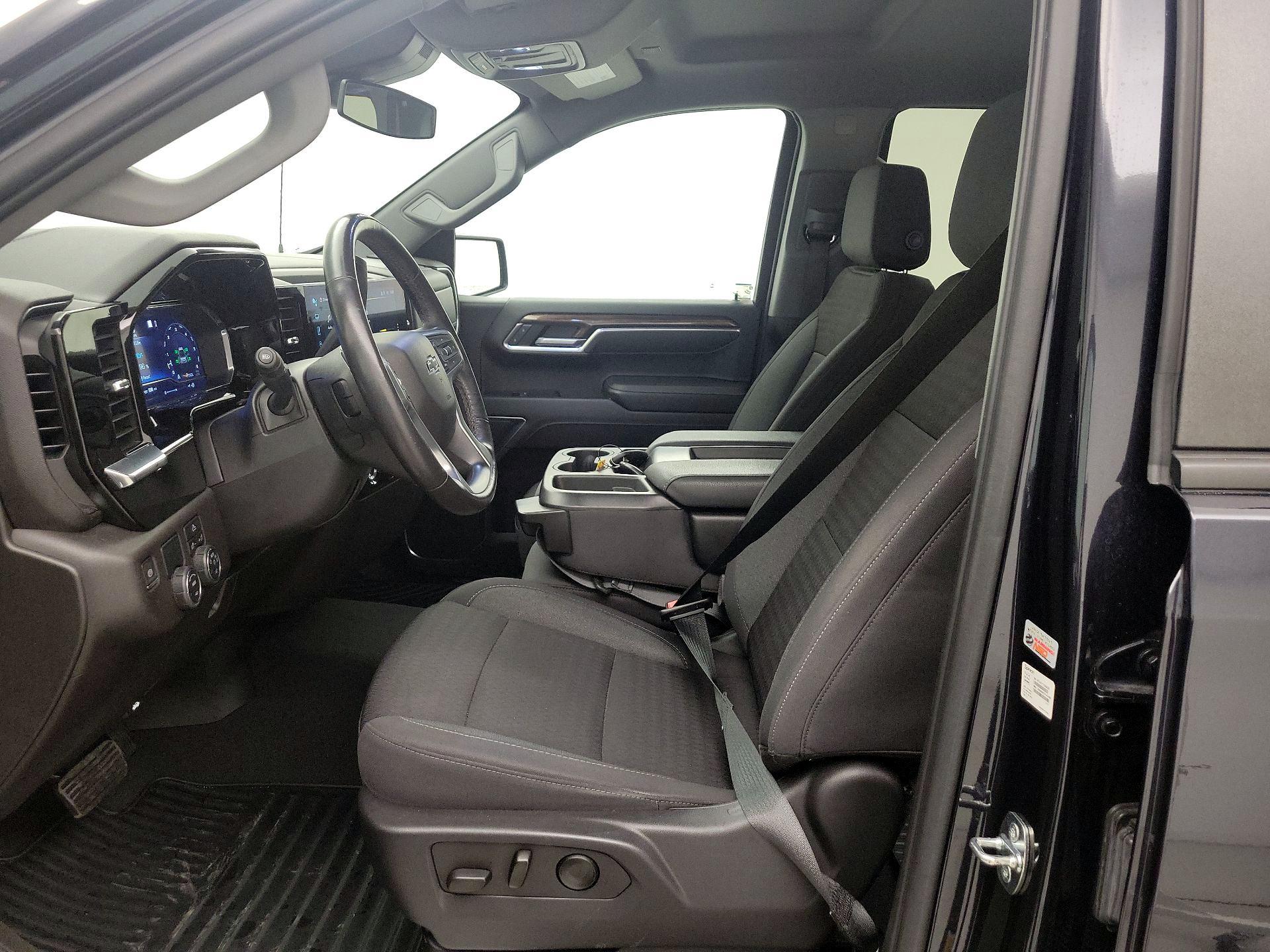 Thumbnail: 2022 Chevrolet Silverado 1500 - 11