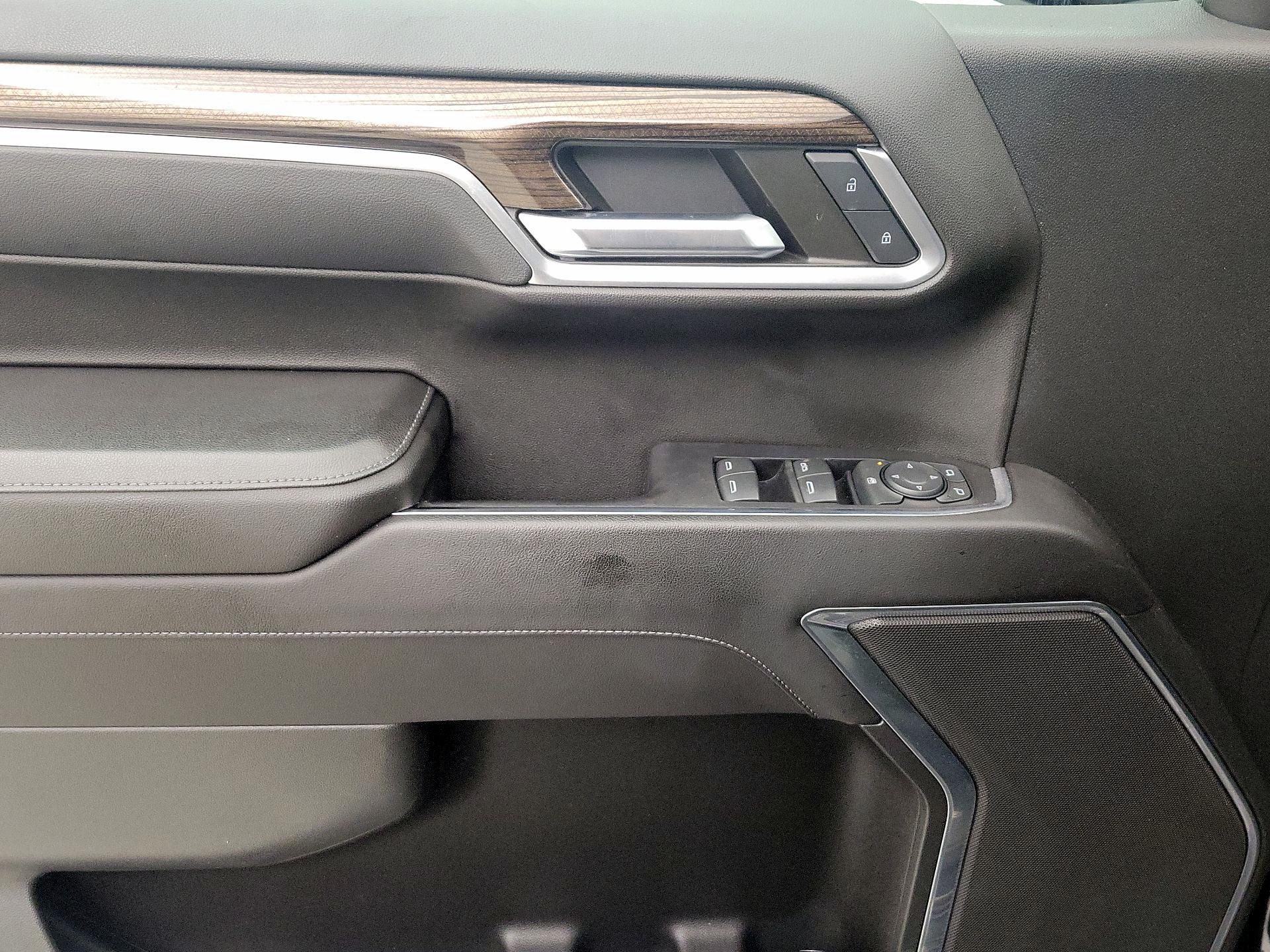 Thumbnail: 2022 Chevrolet Silverado 1500 - 12