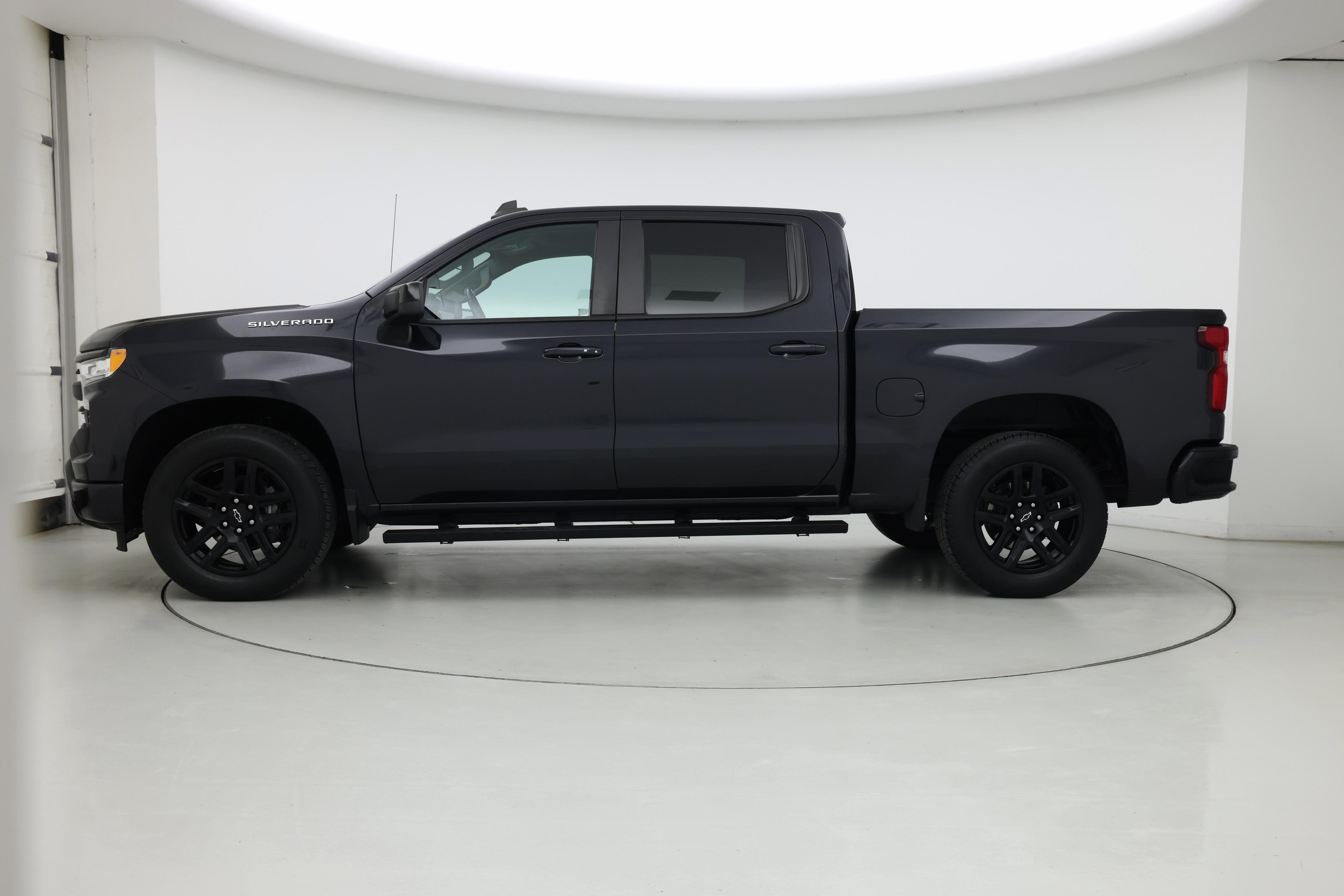 Thumbnail: 2022 Chevrolet Silverado 1500 - 3