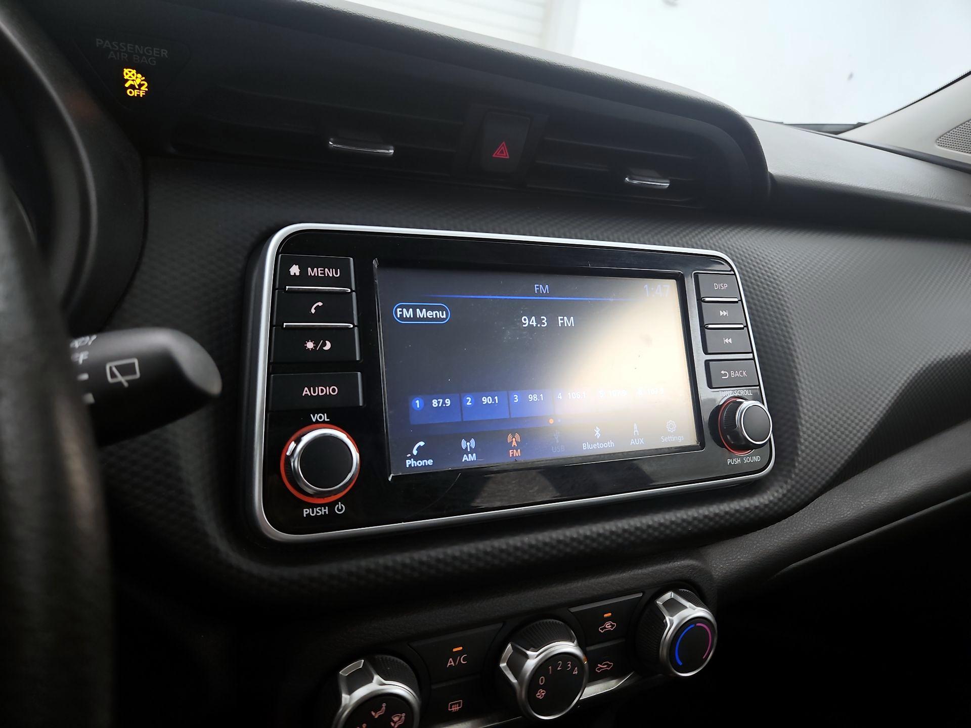 Thumbnail: 2022 Nissan Kicks - 15