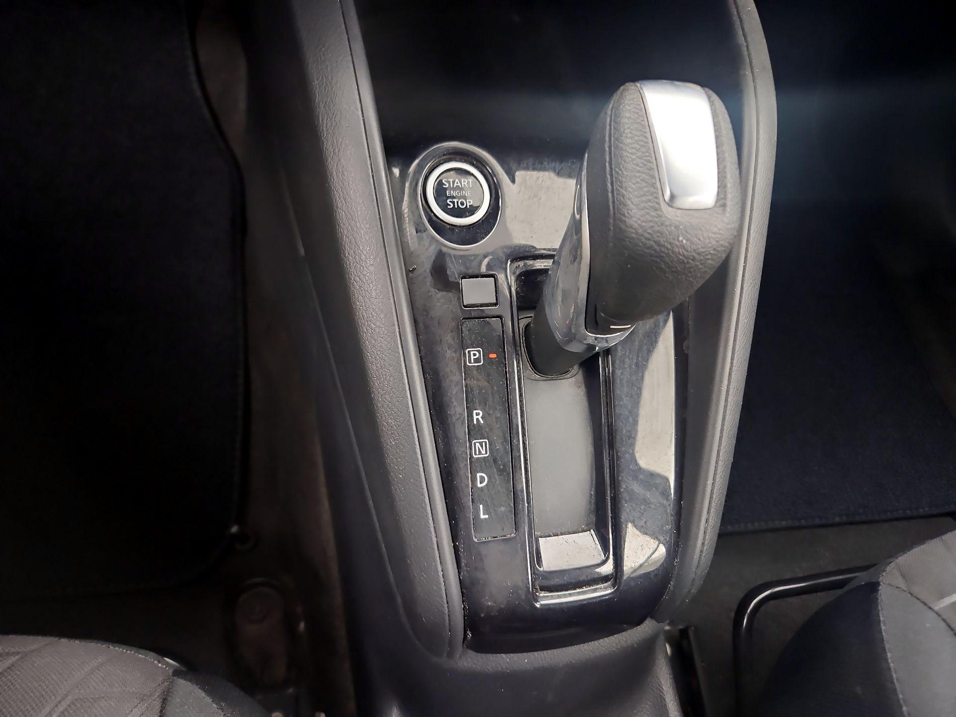 Thumbnail: 2022 Nissan Kicks - 17