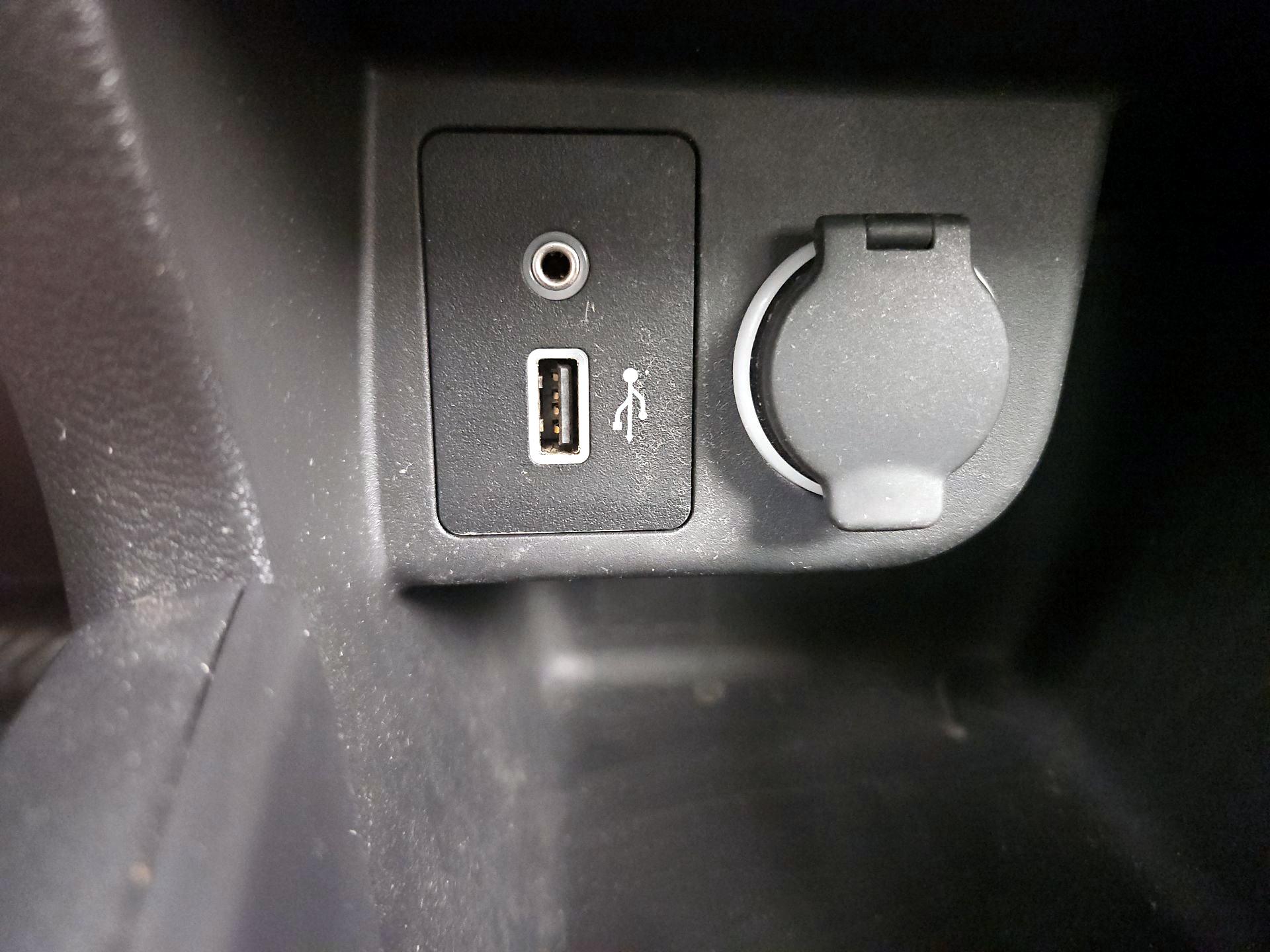 Thumbnail: 2022 Nissan Kicks - 18