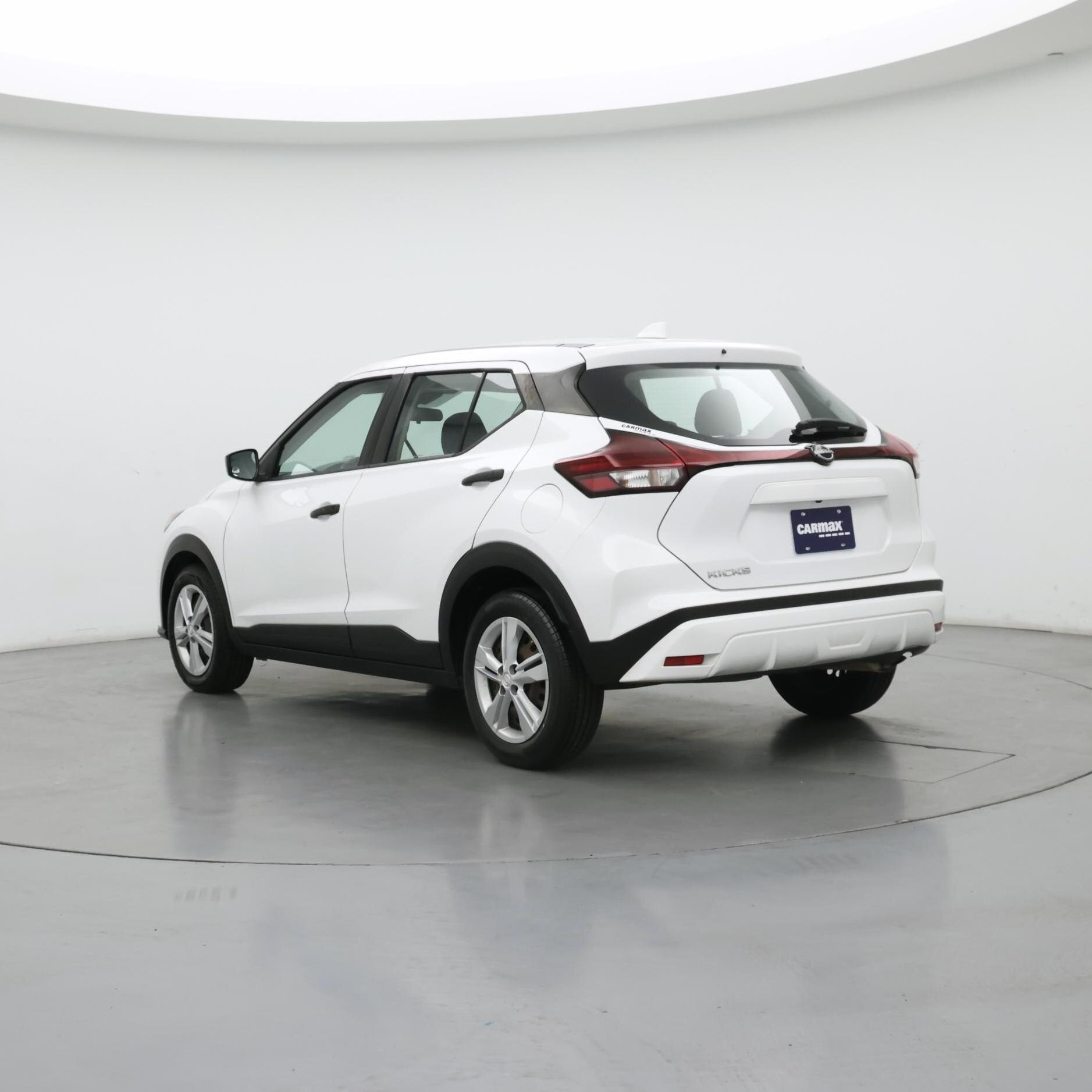 Thumbnail: 2022 Nissan Kicks - 2