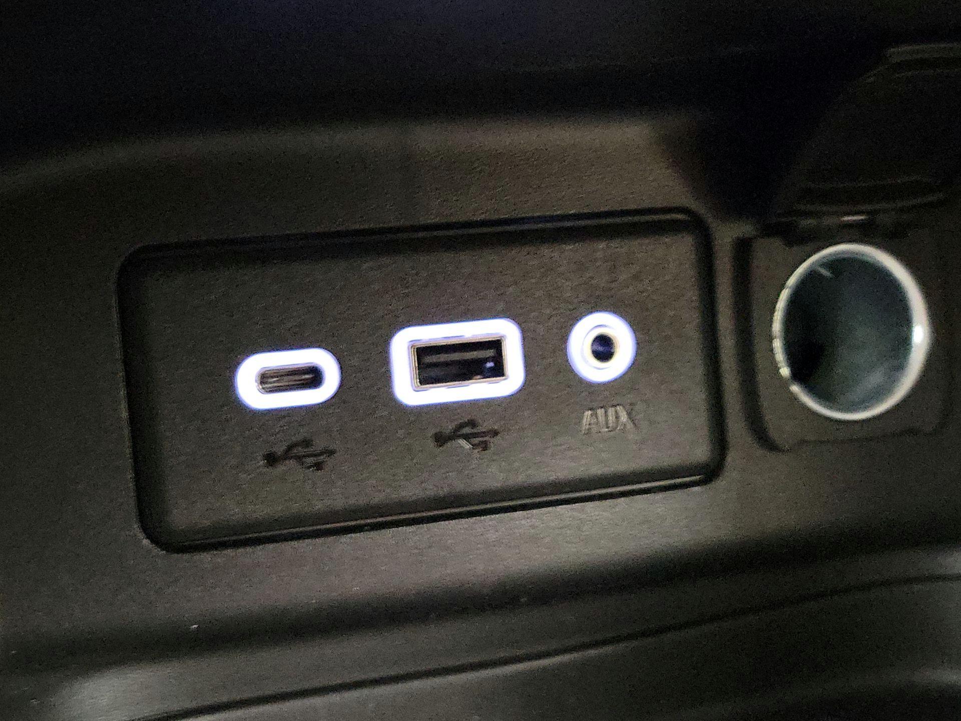 Thumbnail: 2022 Chevrolet Equinox - 18