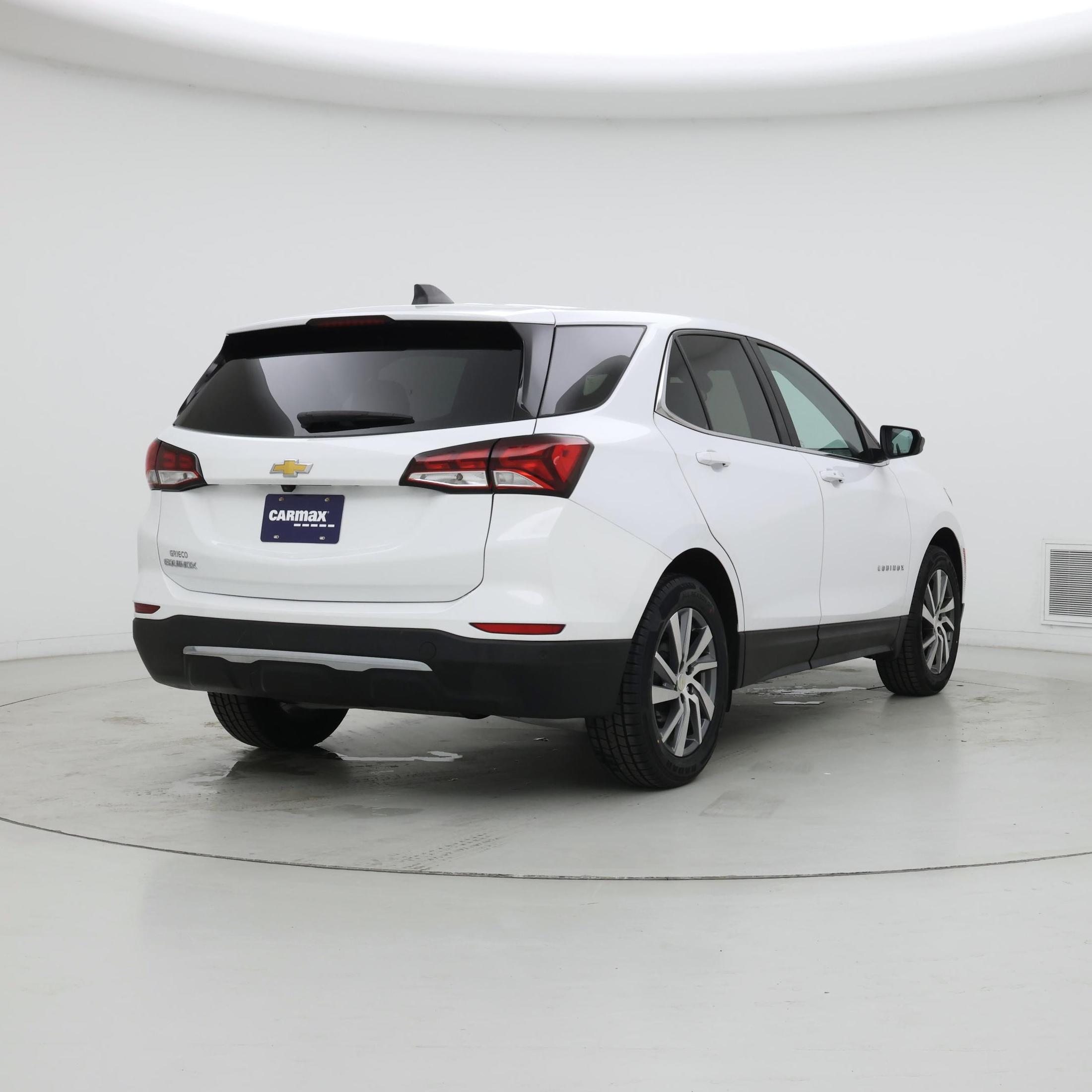 Thumbnail: 2022 Chevrolet Equinox - 8