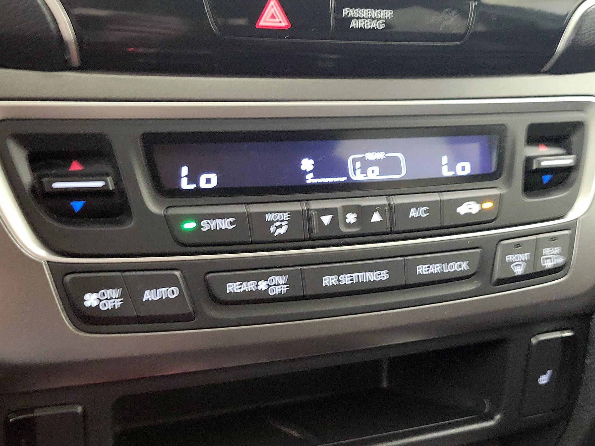 Thumbnail: 2022 Honda Pilot - 16