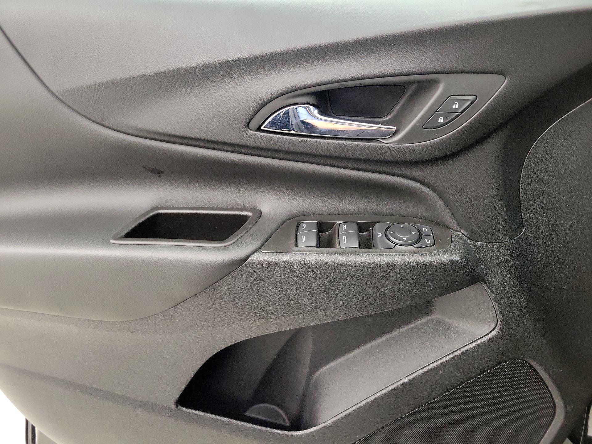 Thumbnail: 2022 Chevrolet Equinox - 12