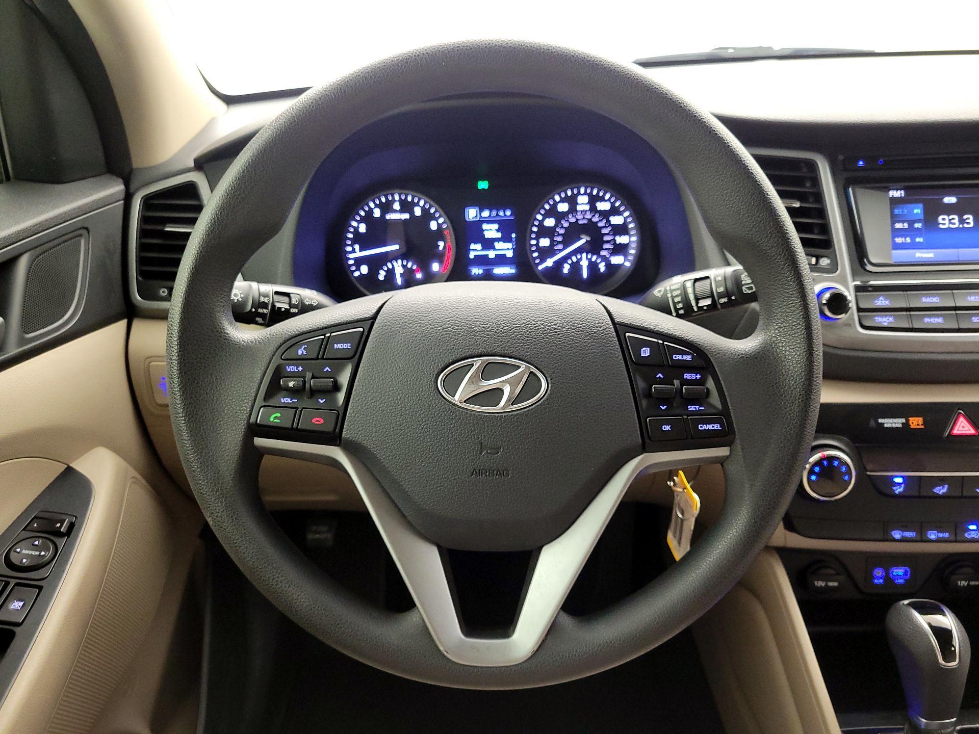 Thumbnail: 2017 Hyundai Tucson - 10