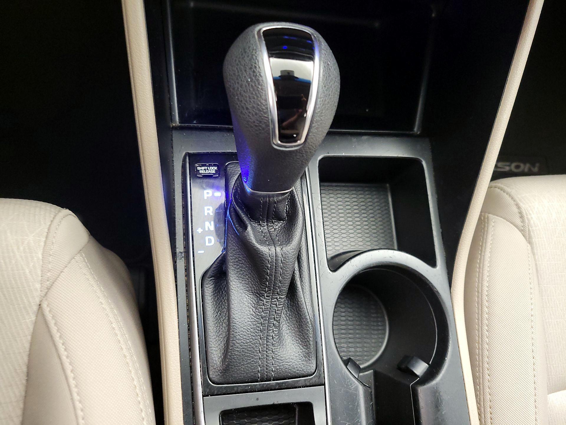 Thumbnail: 2017 Hyundai Tucson - 17