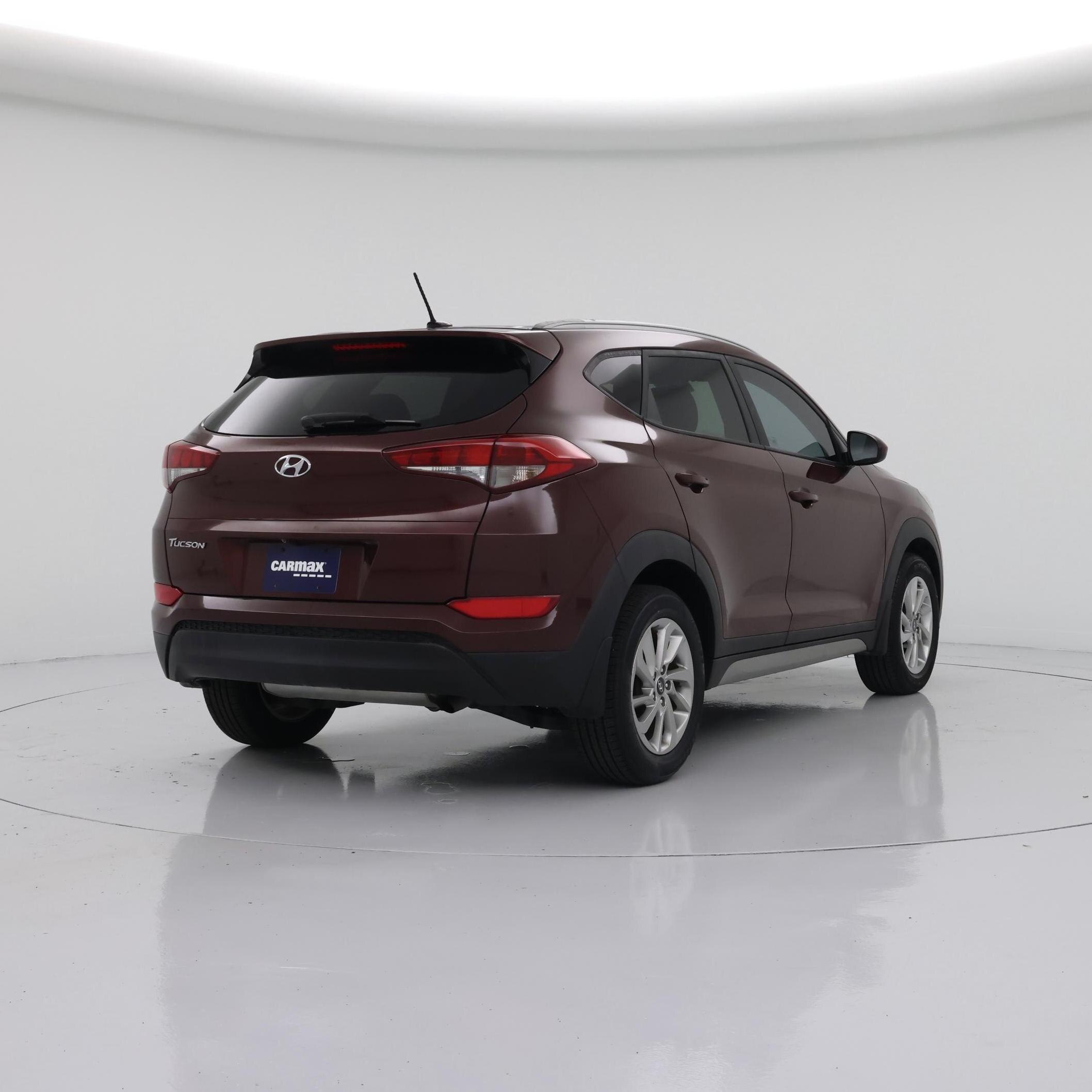 Thumbnail: 2017 Hyundai Tucson - 8