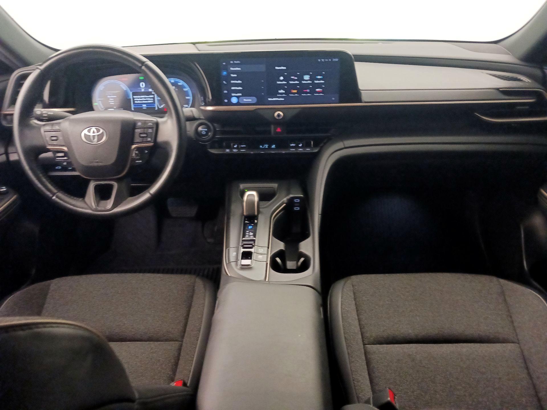 Thumbnail: 2023 Toyota Crown - 9