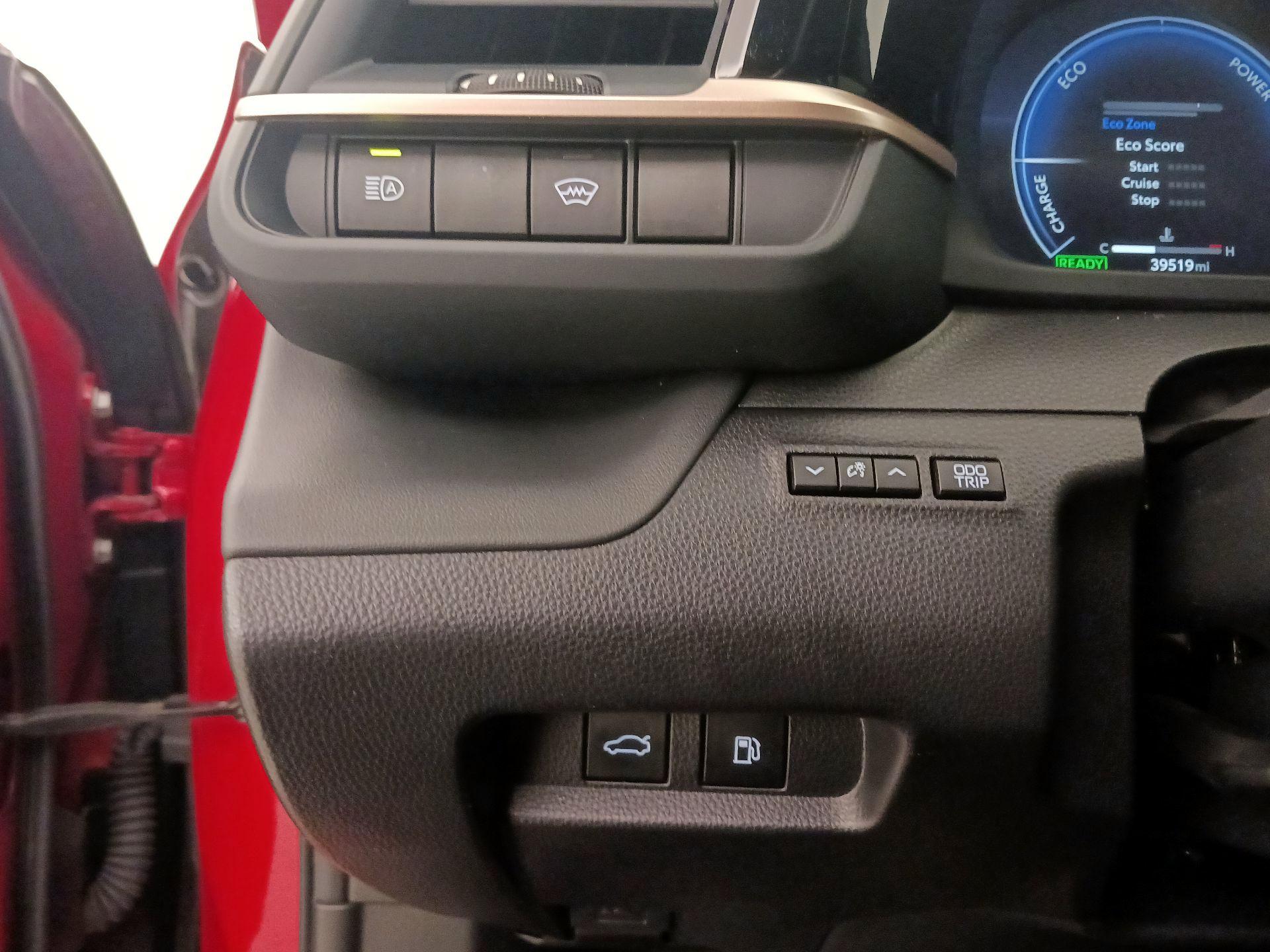 Thumbnail: 2023 Toyota Crown - 13