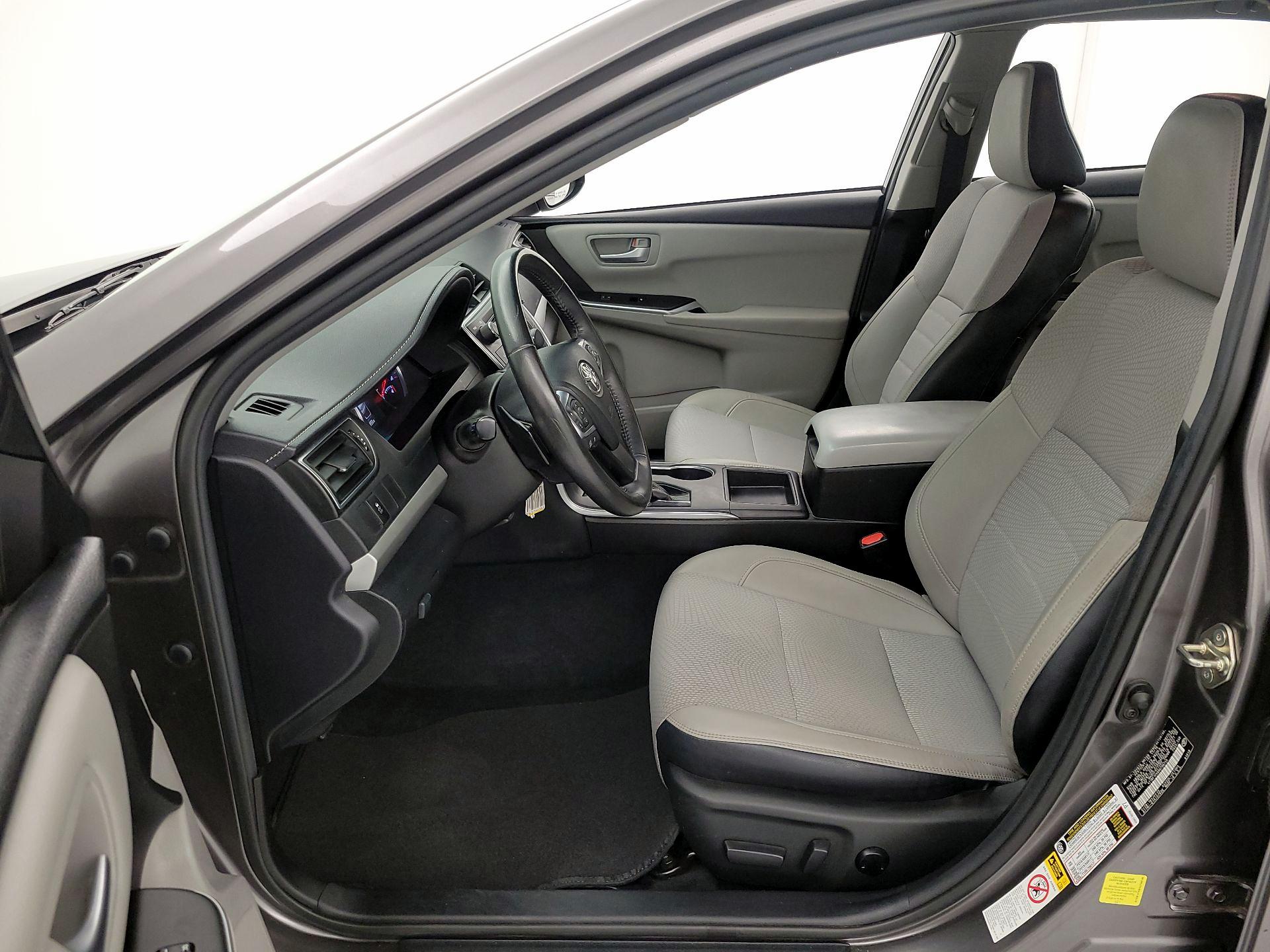 Thumbnail: 2017 Toyota Camry - 11