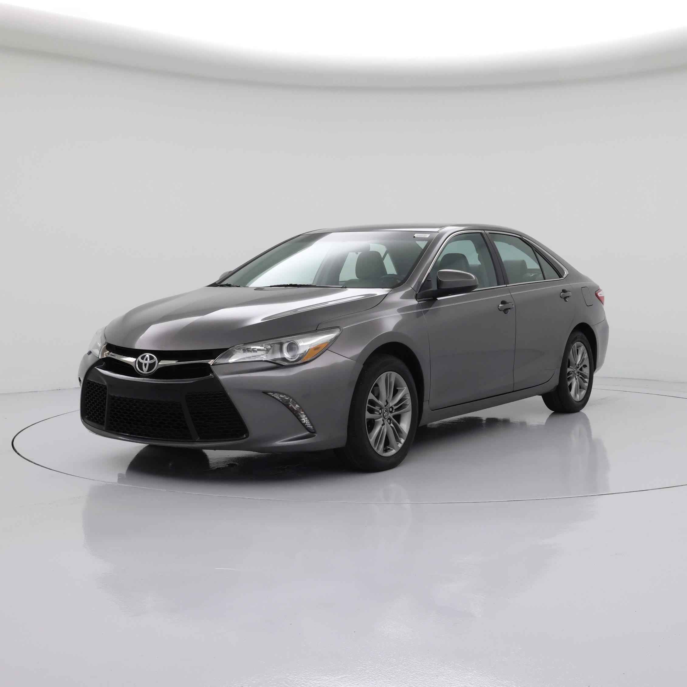 Thumbnail: 2017 Toyota Camry - 4