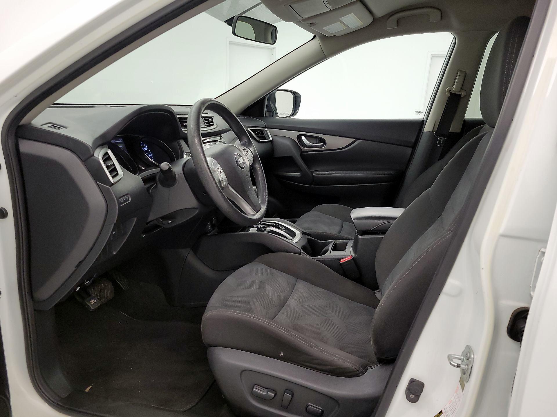 Thumbnail: 2016 Nissan Rogue - 11