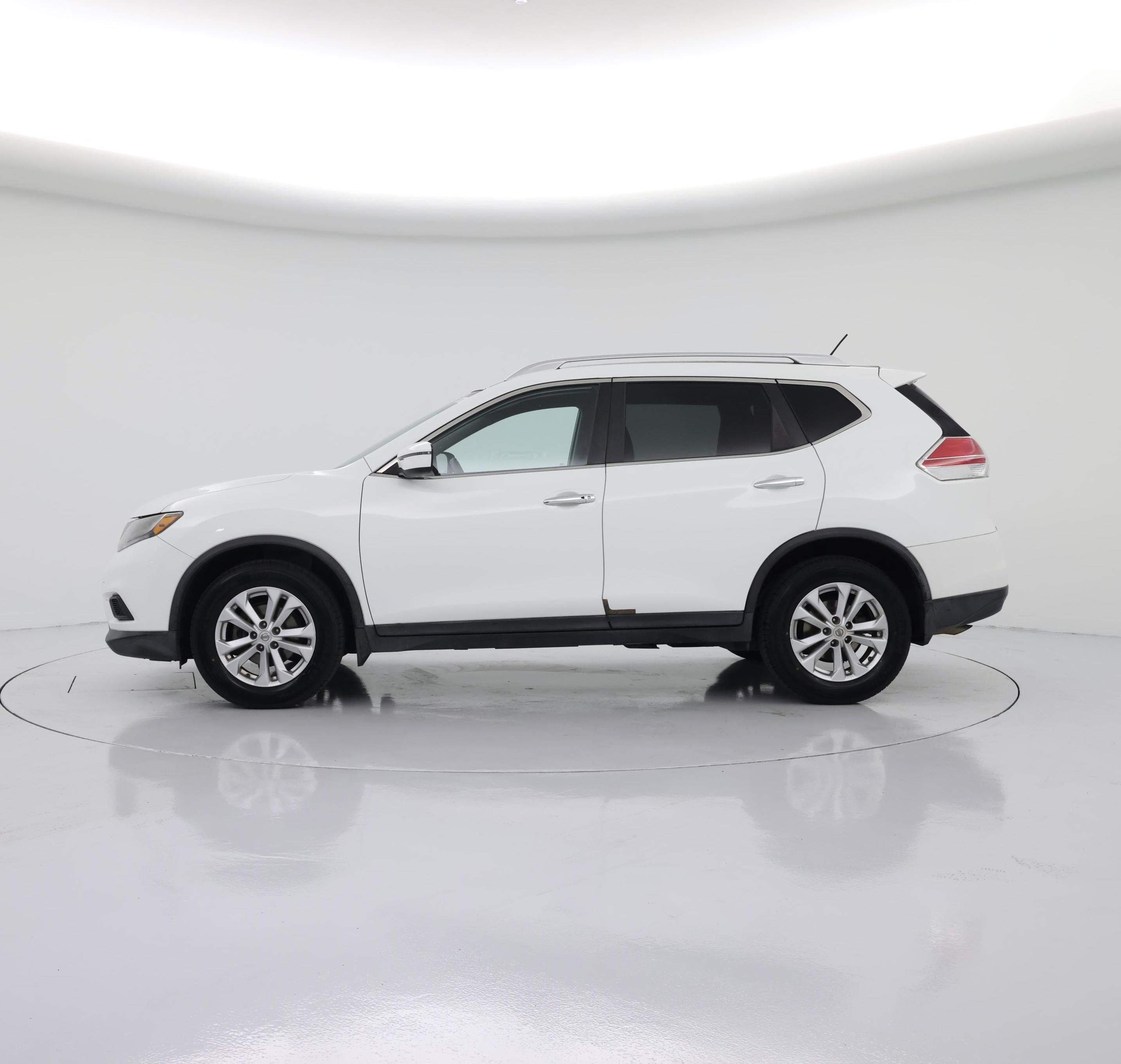 Thumbnail: 2016 Nissan Rogue - 3