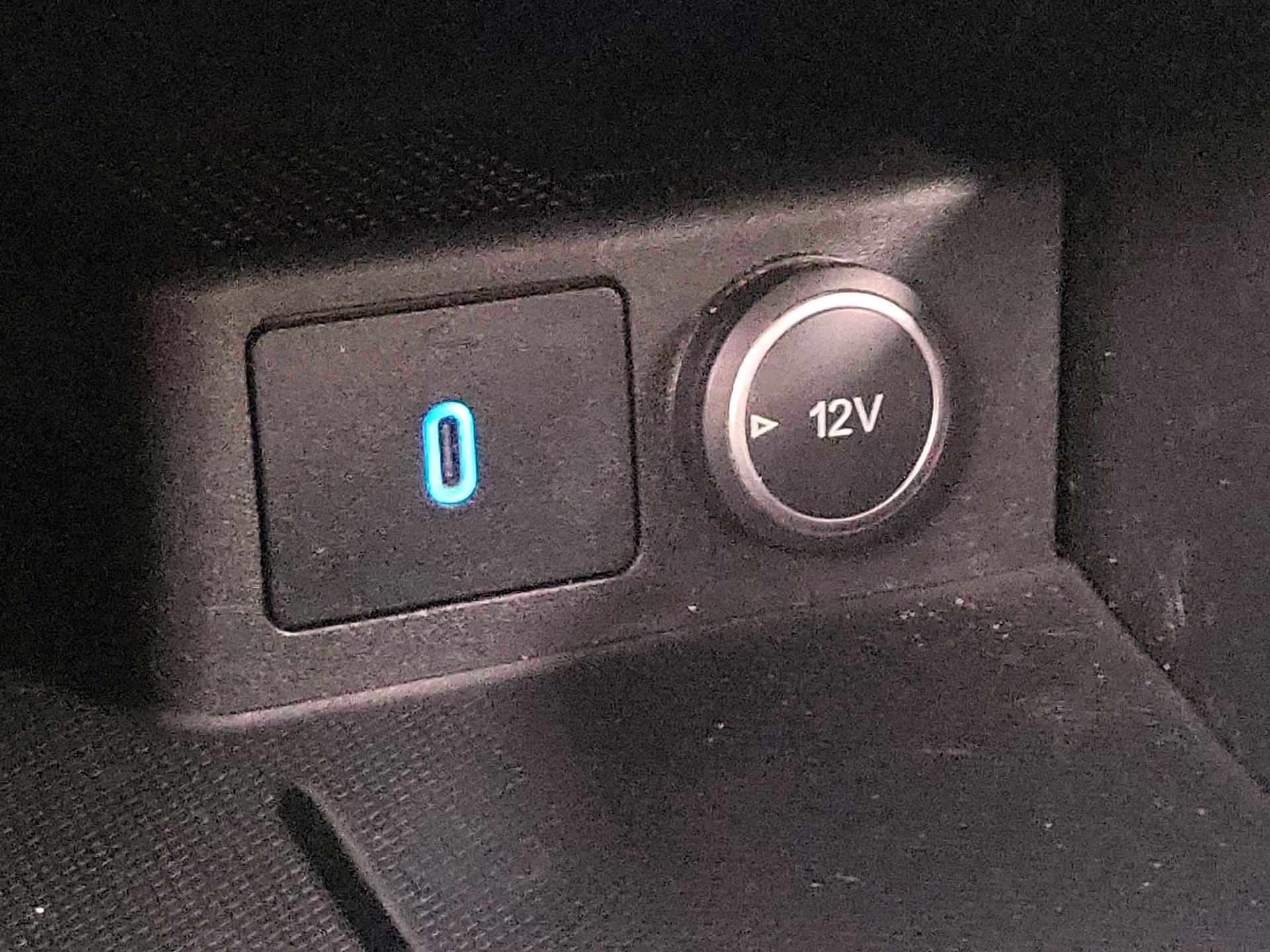 Thumbnail: 2020 Ford Escape - 18