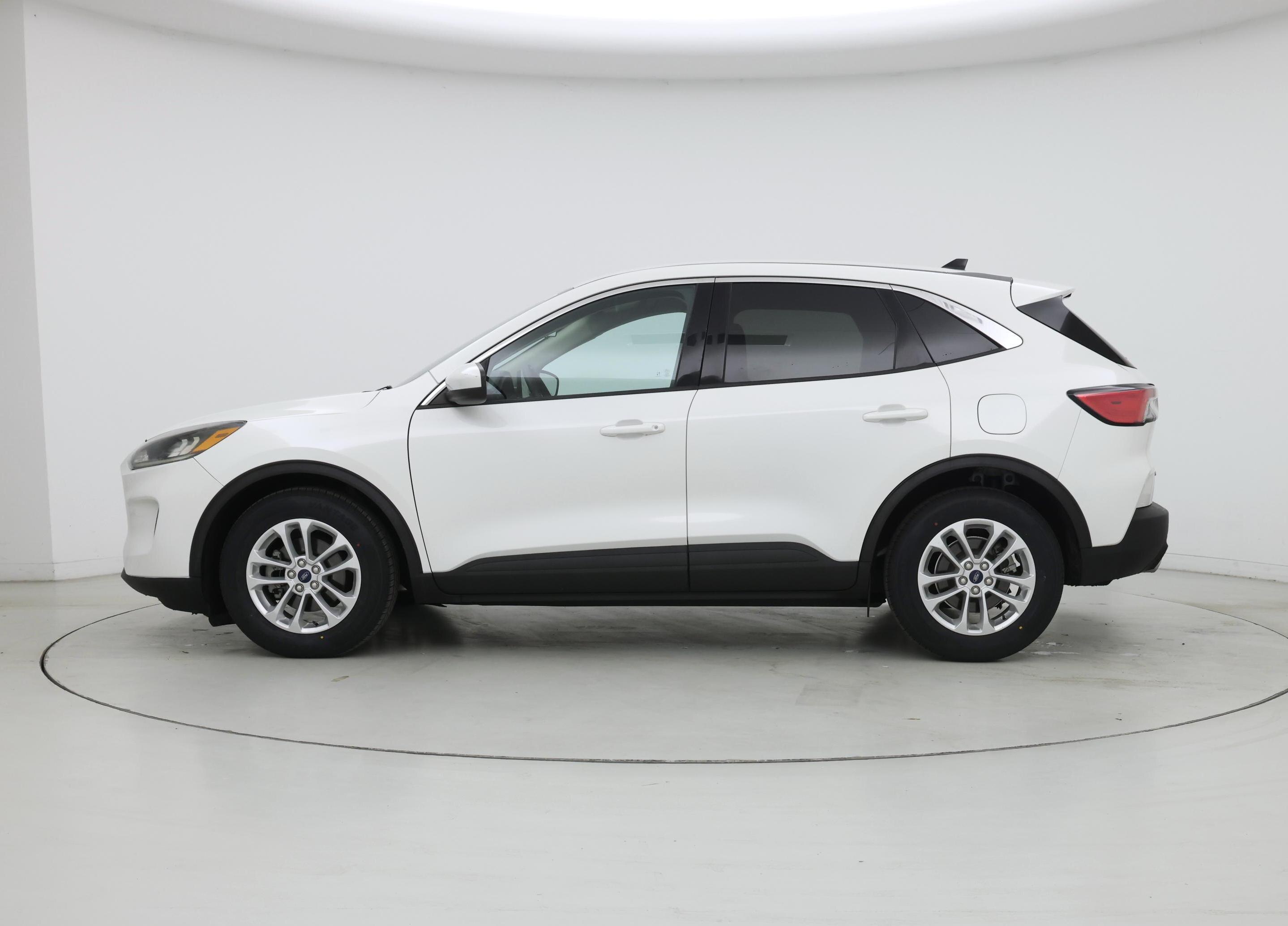 Thumbnail: 2020 Ford Escape - 3