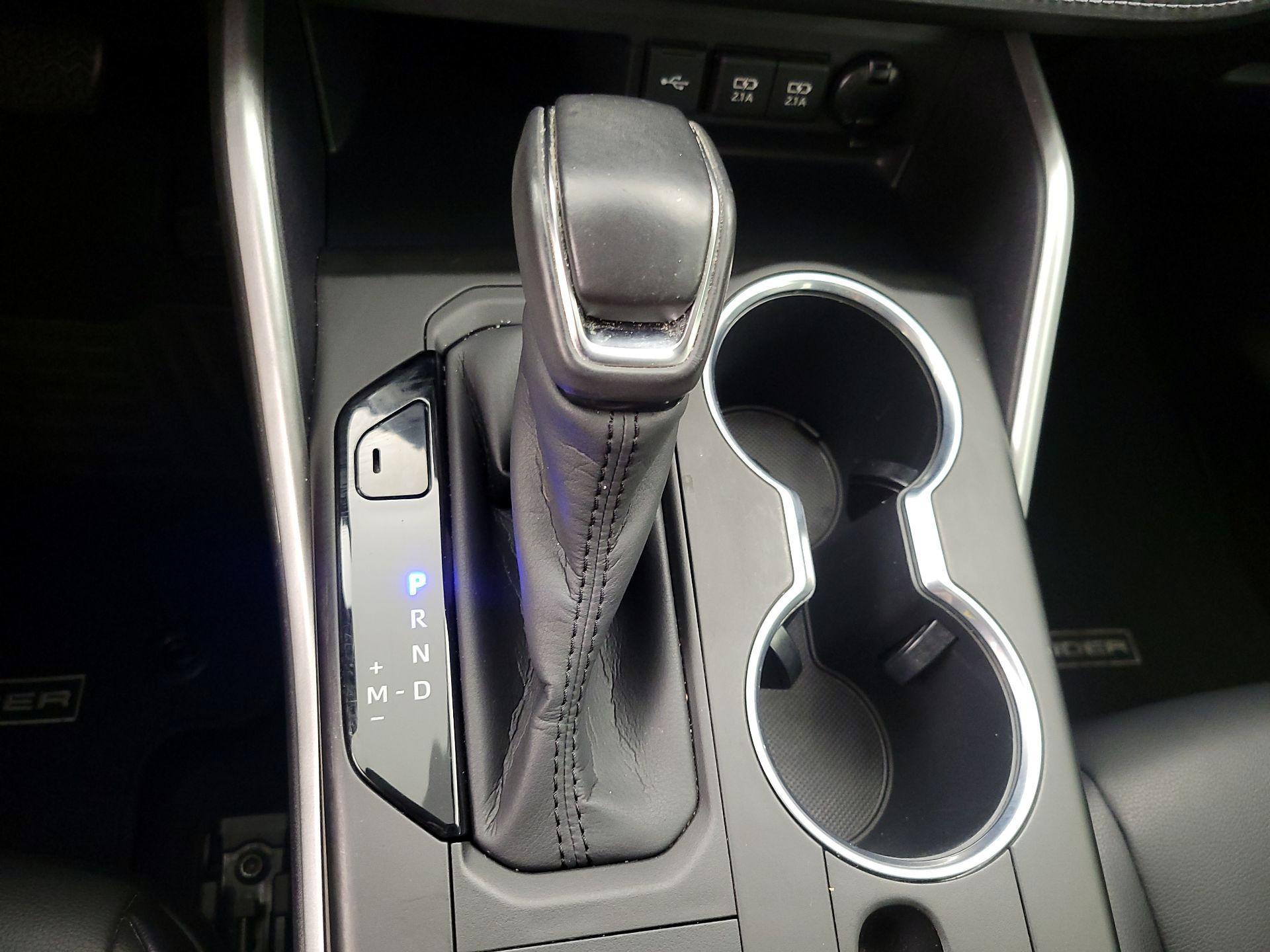 Thumbnail: 2020 Toyota Highlander - 17