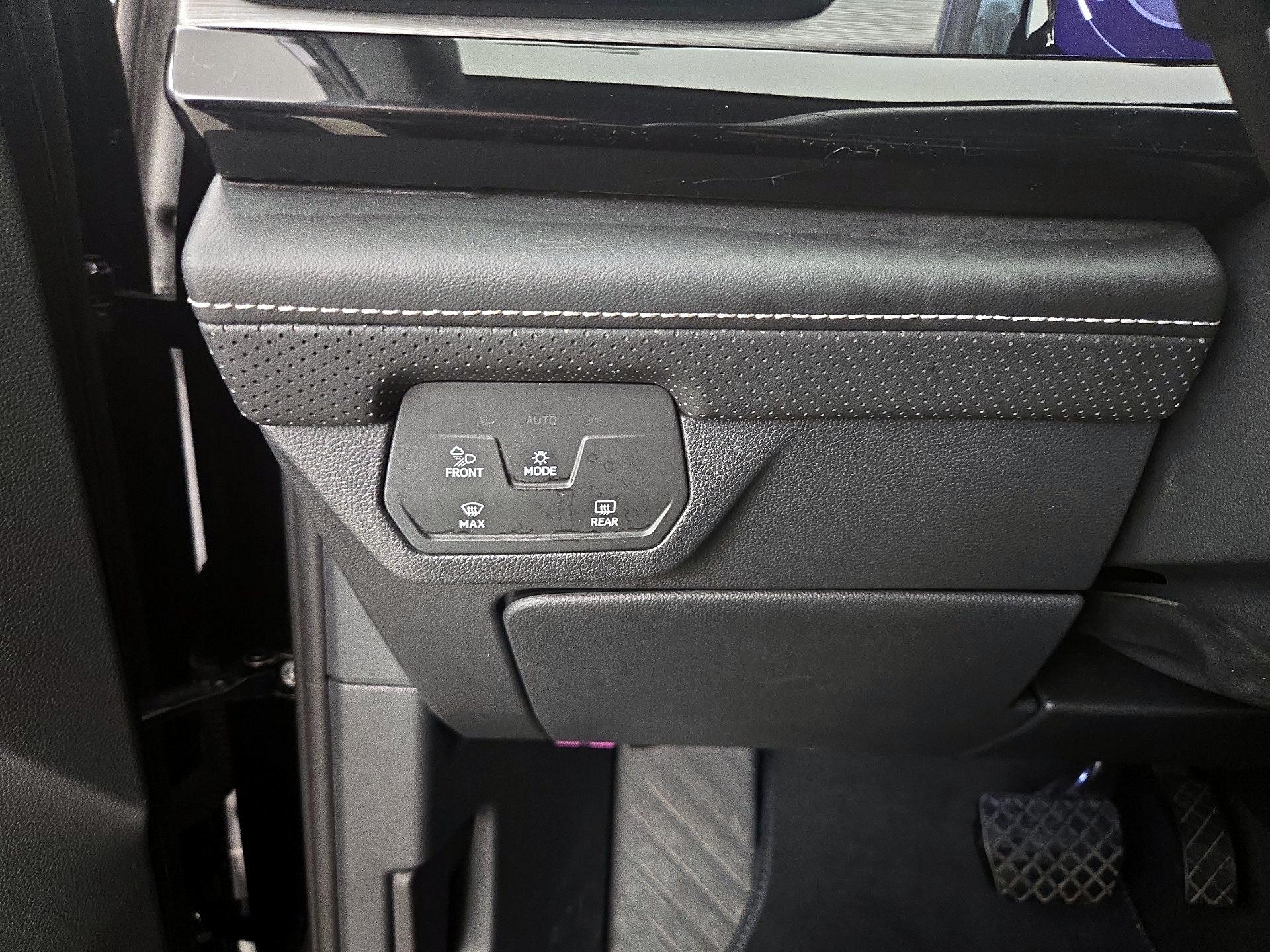 Thumbnail: 2024 Volkswagen Atlas - 13