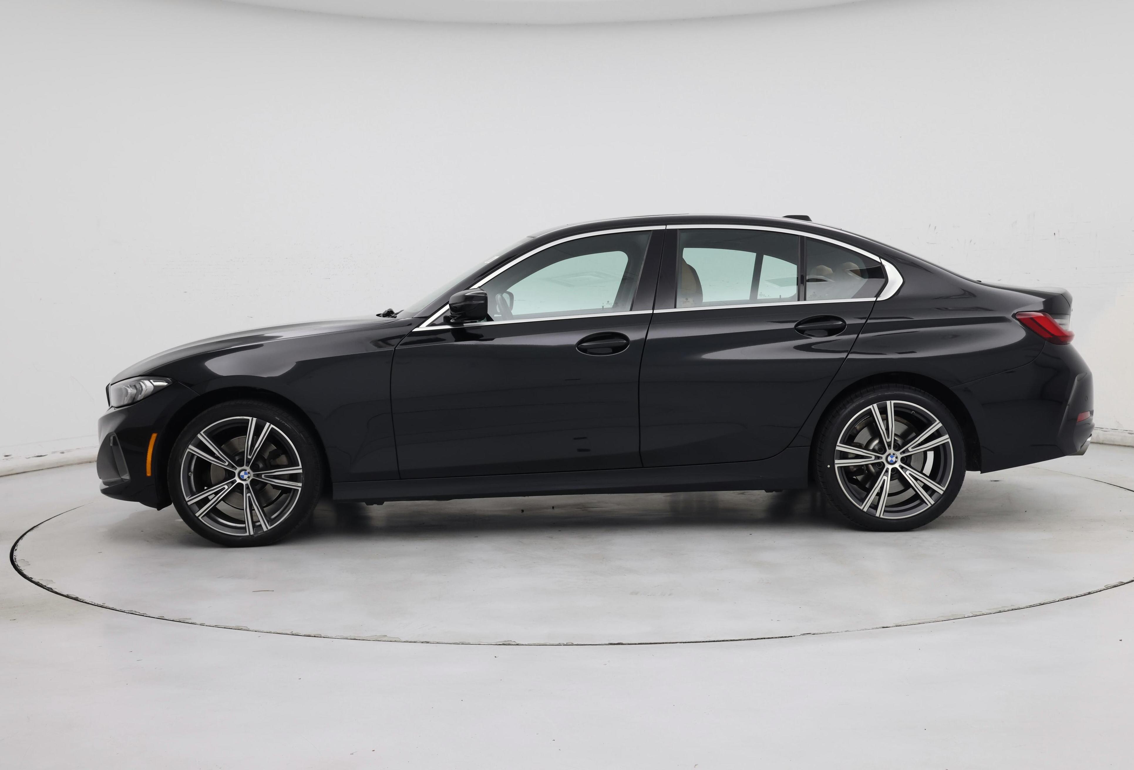 Thumbnail: 2024 BMW 3 Series - 3