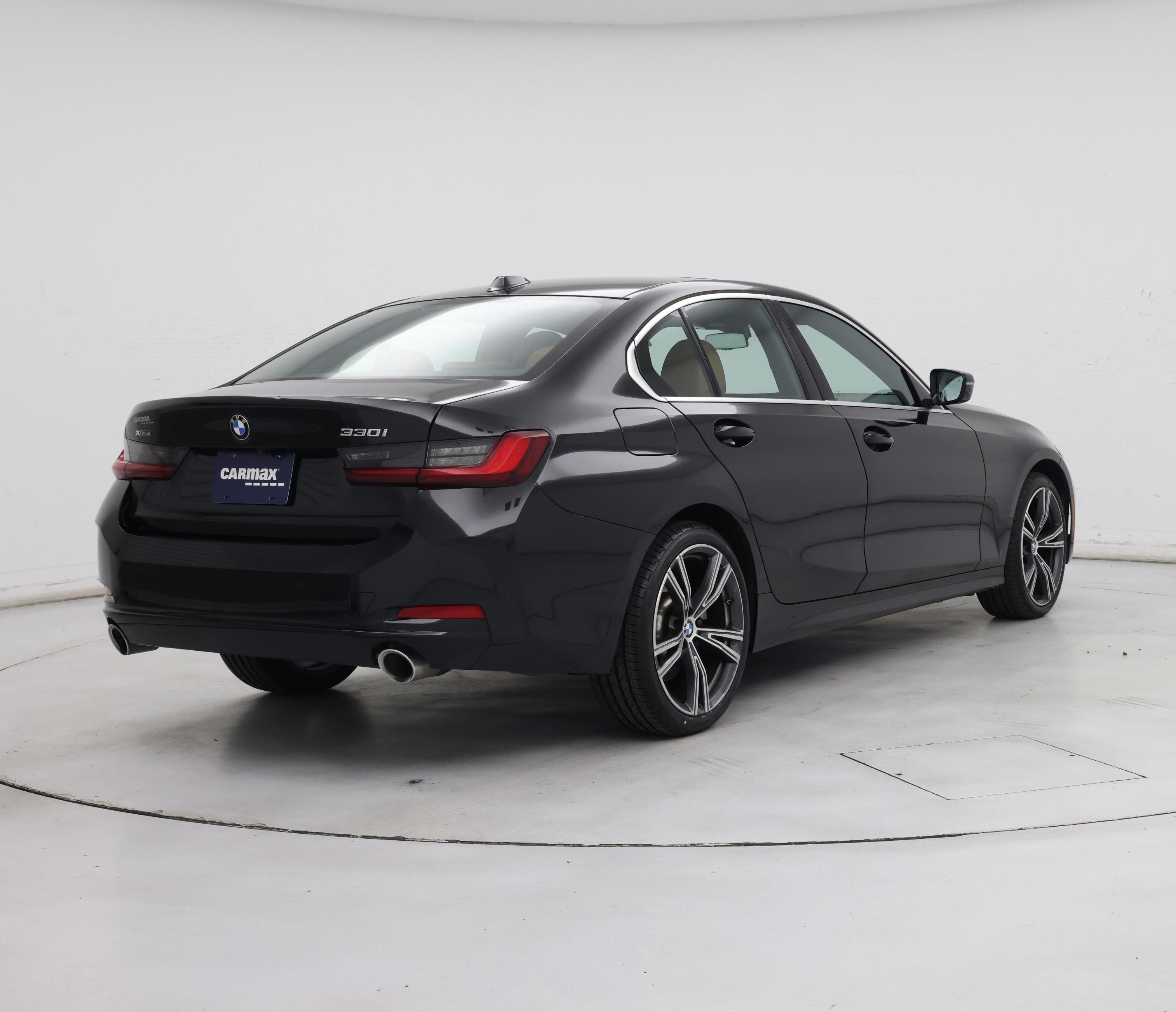 Thumbnail: 2024 BMW 3 Series - 8