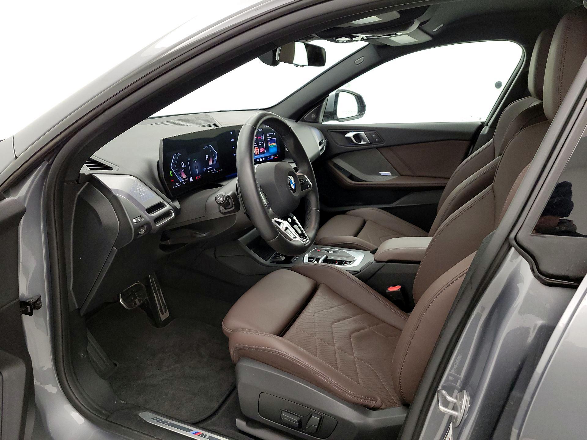 Thumbnail: 2025 BMW 2 Series - 11