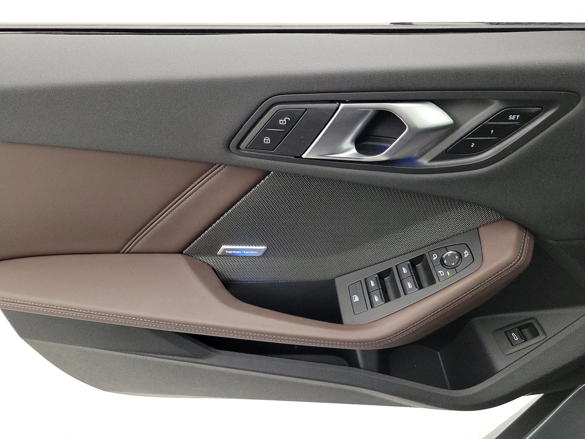 Thumbnail: 2025 BMW 2 Series - 12