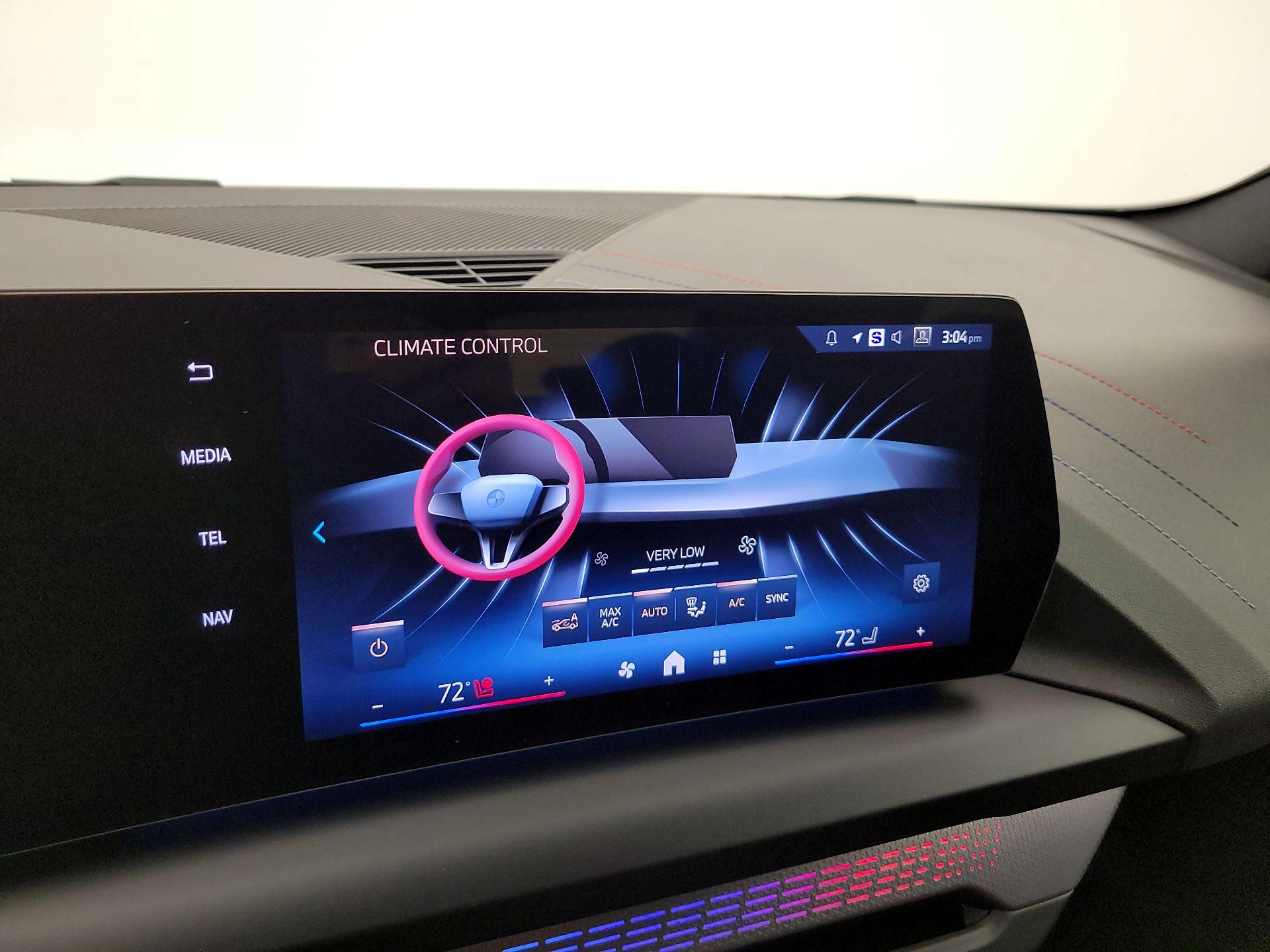 Thumbnail: 2025 BMW 2 Series - 15