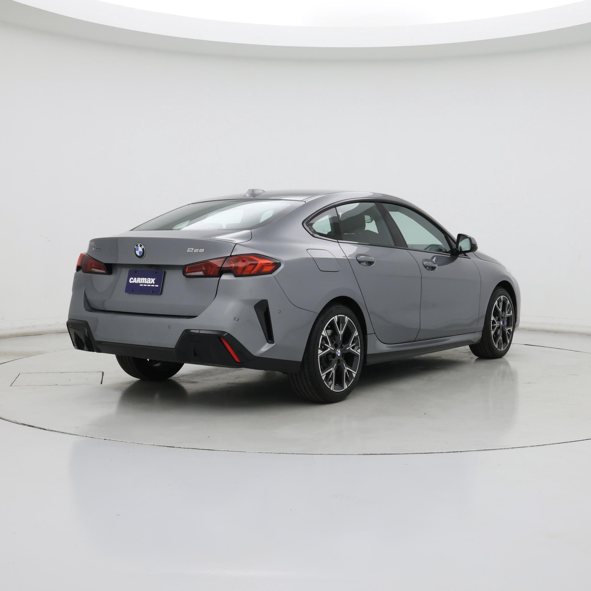 Thumbnail: 2025 BMW 2 Series - 8