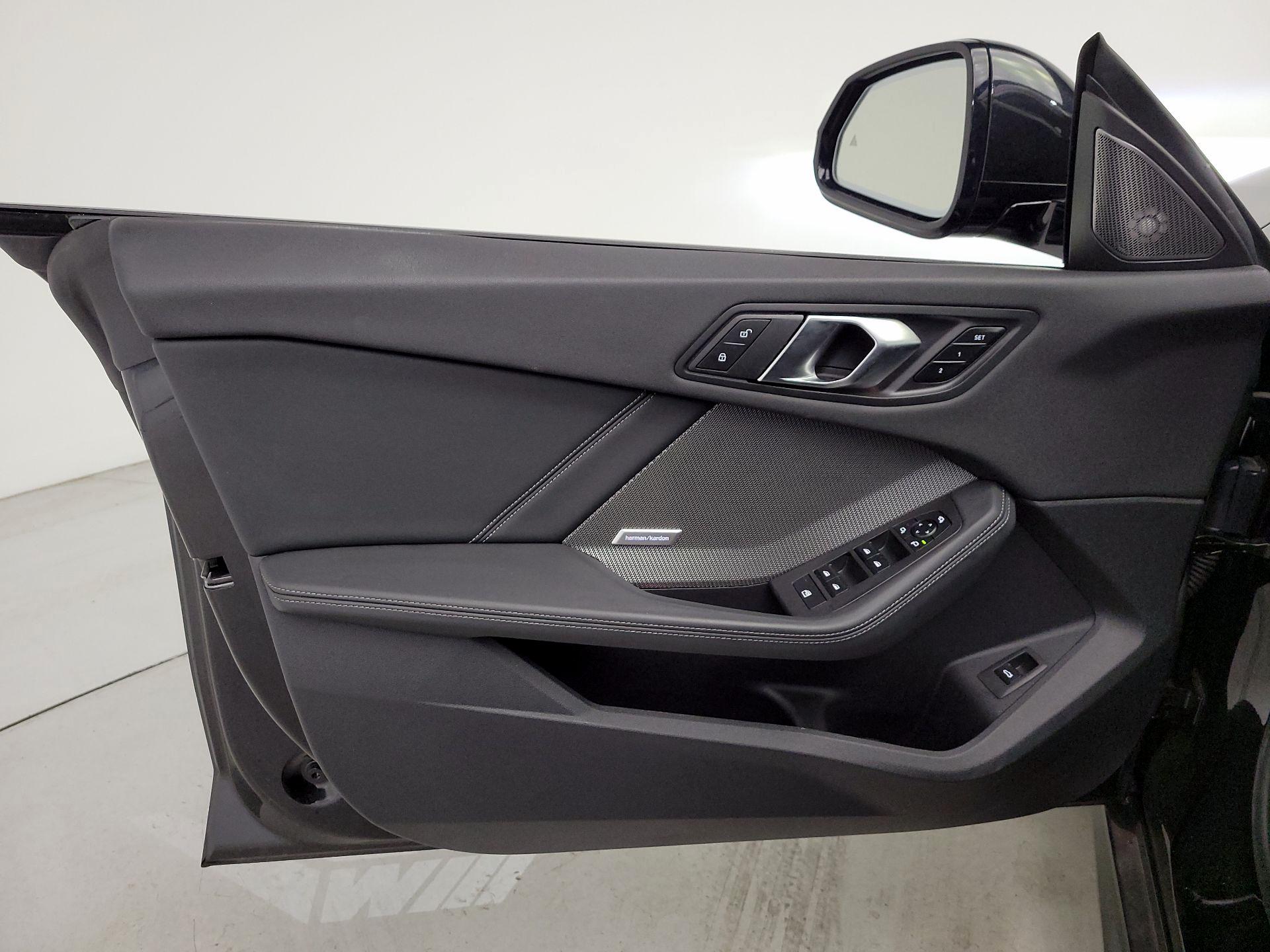 Thumbnail: 2025 BMW 2 Series - 12