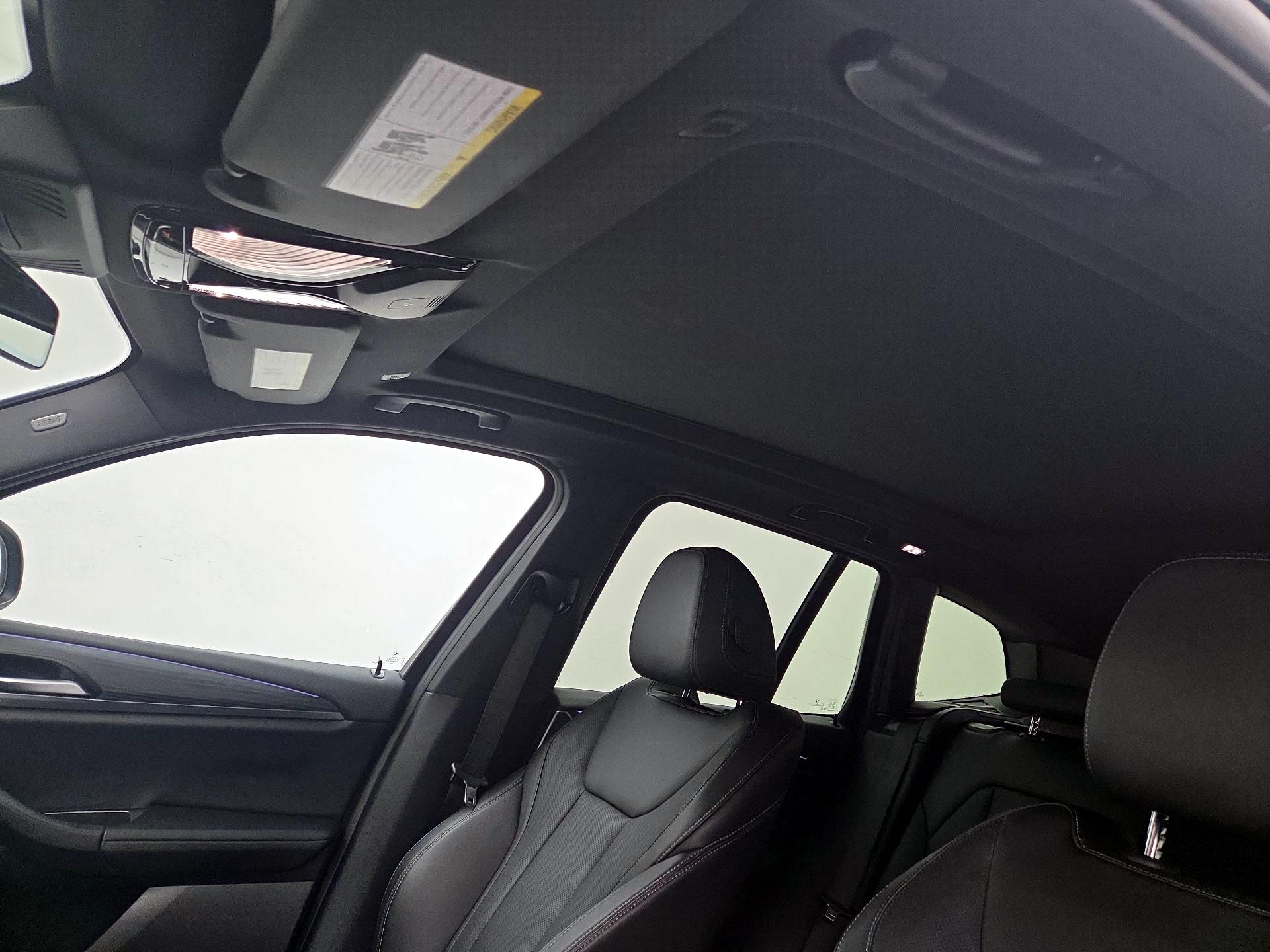 Thumbnail: 2024 BMW X3 - 20