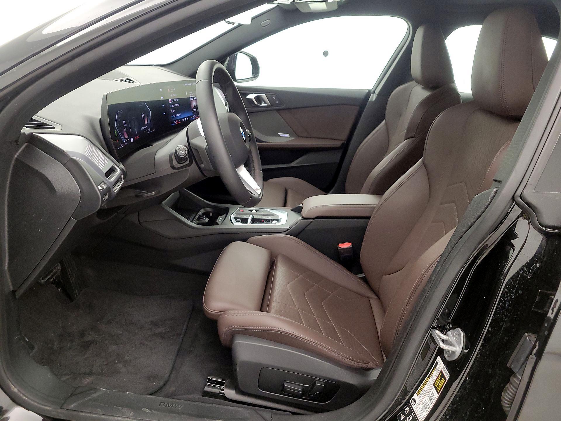 Thumbnail: 2025 BMW 2 Series - 11