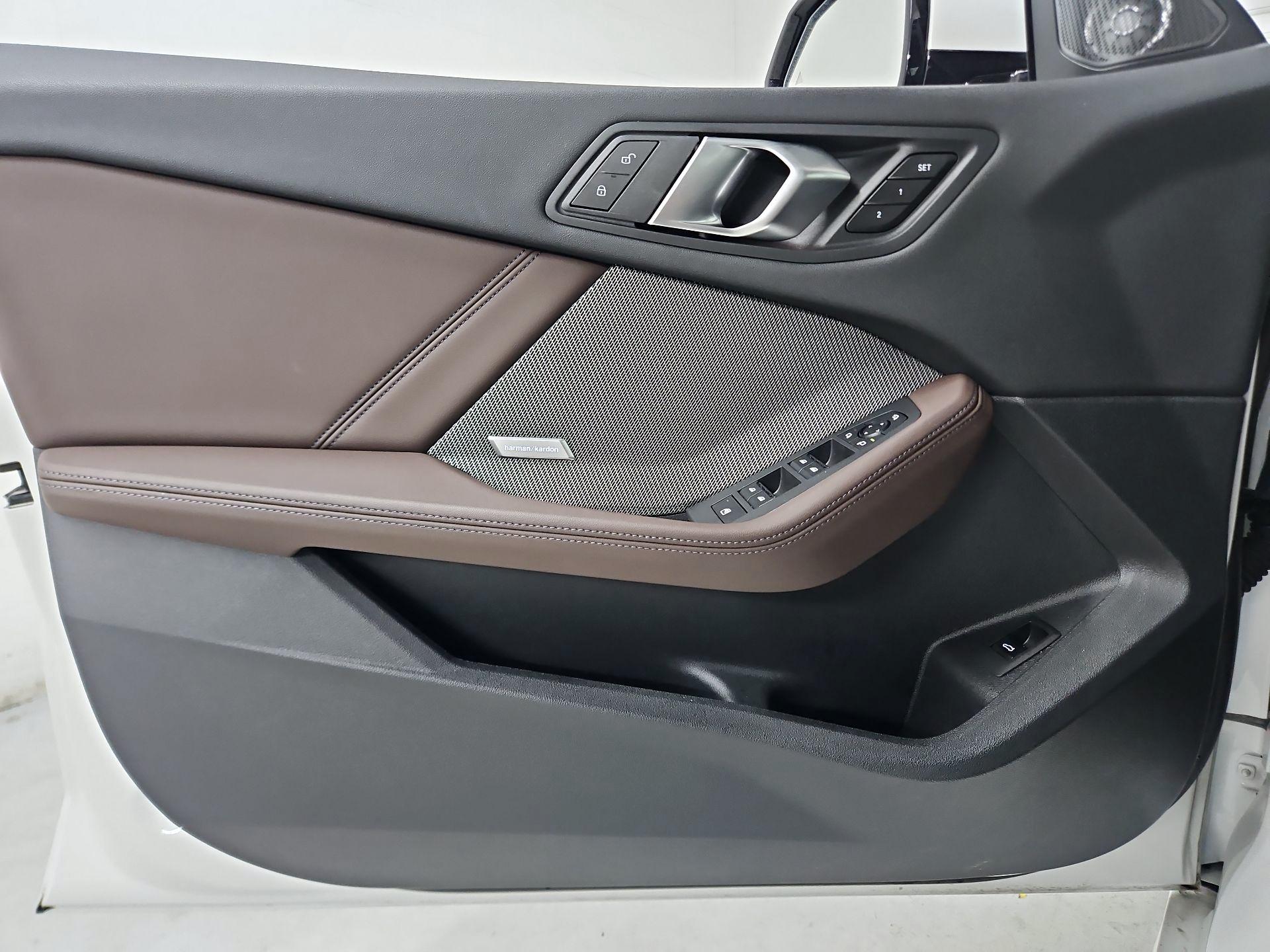 Thumbnail: 2025 BMW 2 Series - 12