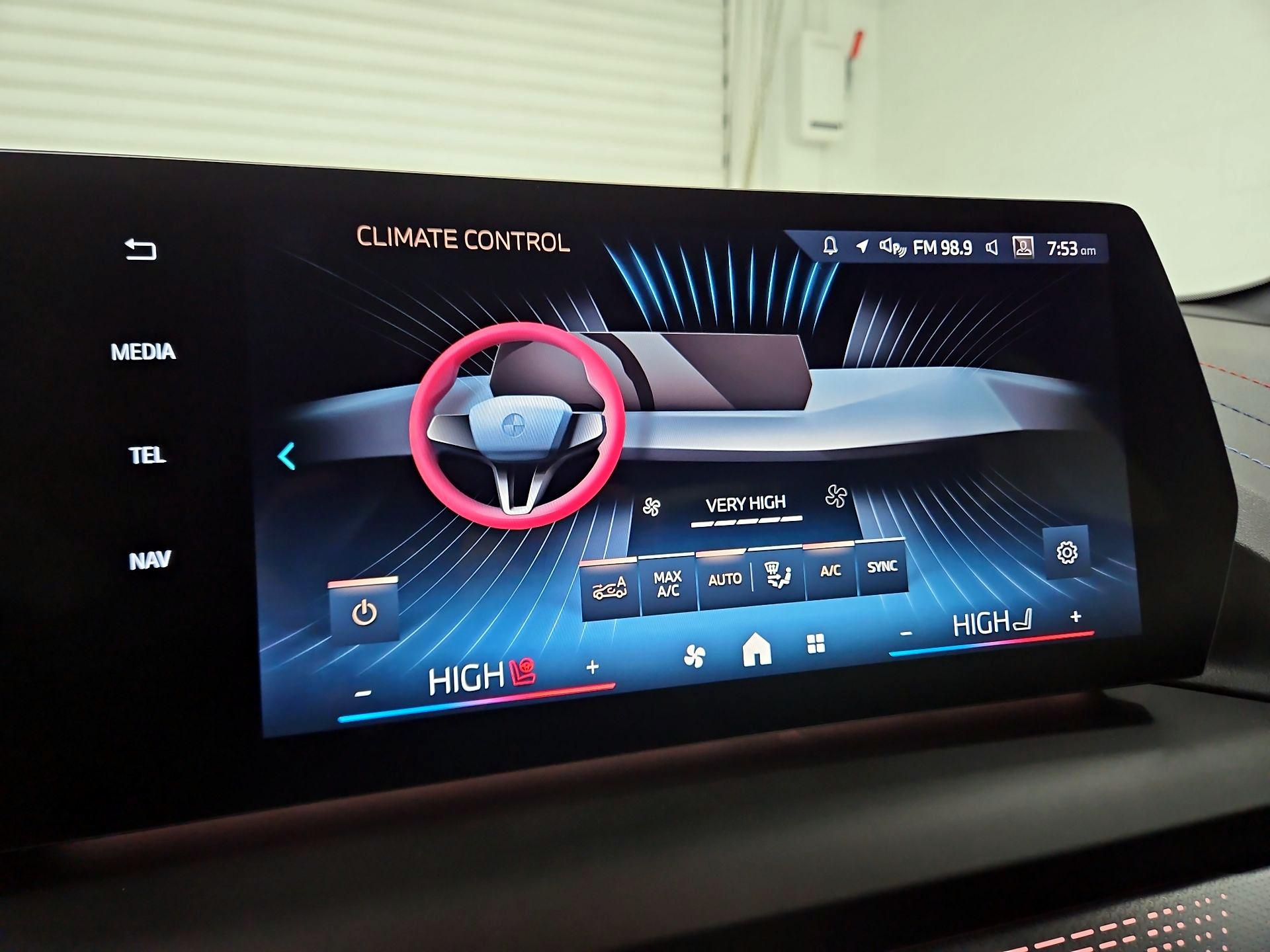 Thumbnail: 2025 BMW 2 Series - 15