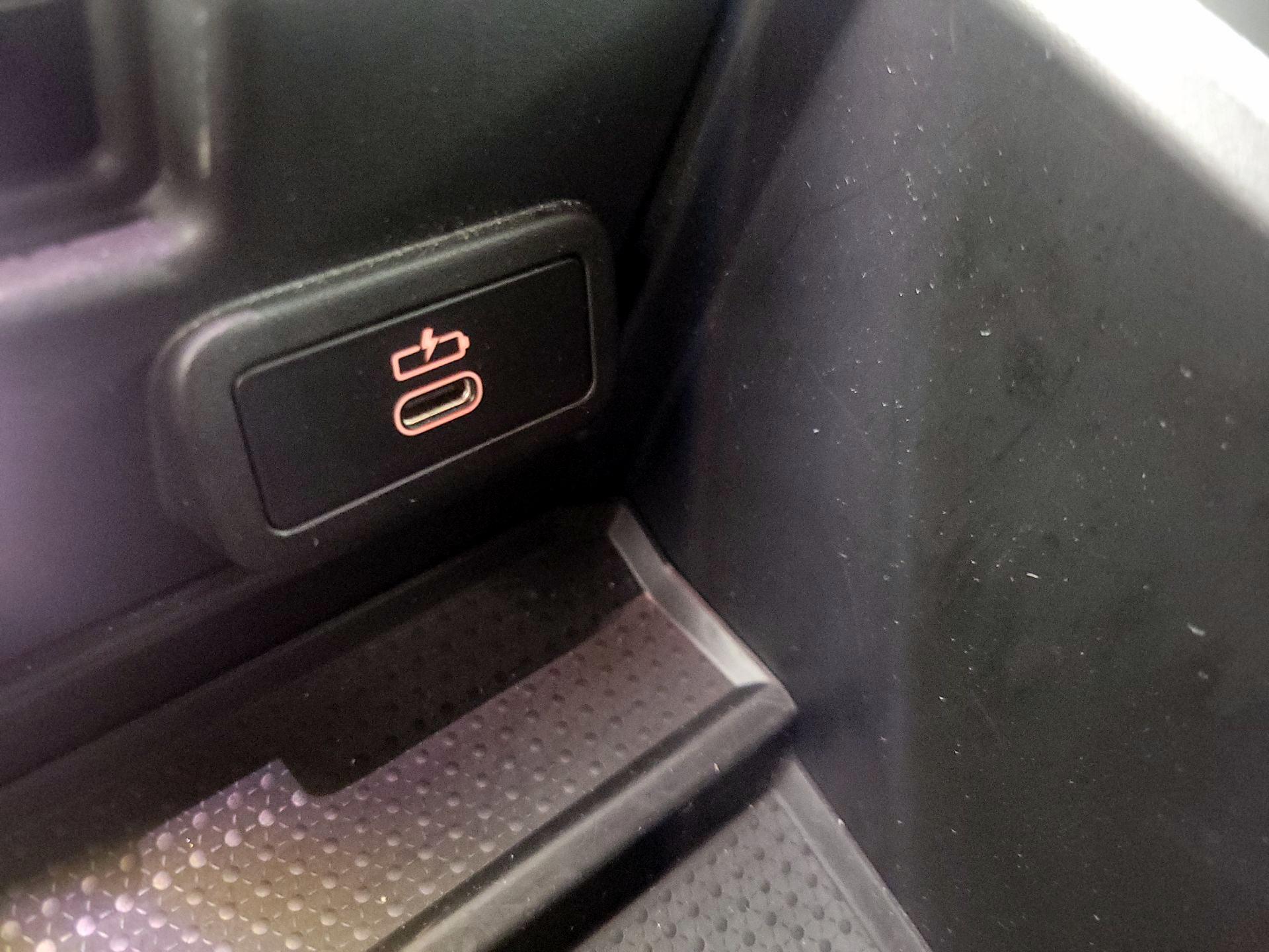 Thumbnail: 2025 BMW 4 Series - 19