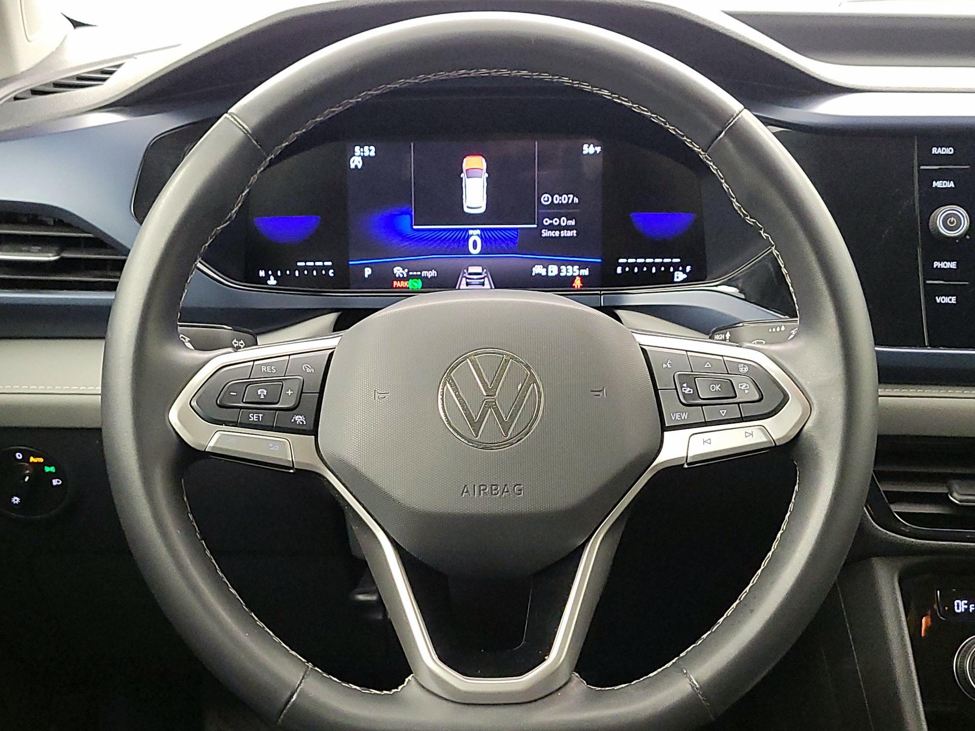 Thumbnail: 2024 Volkswagen Taos - 10