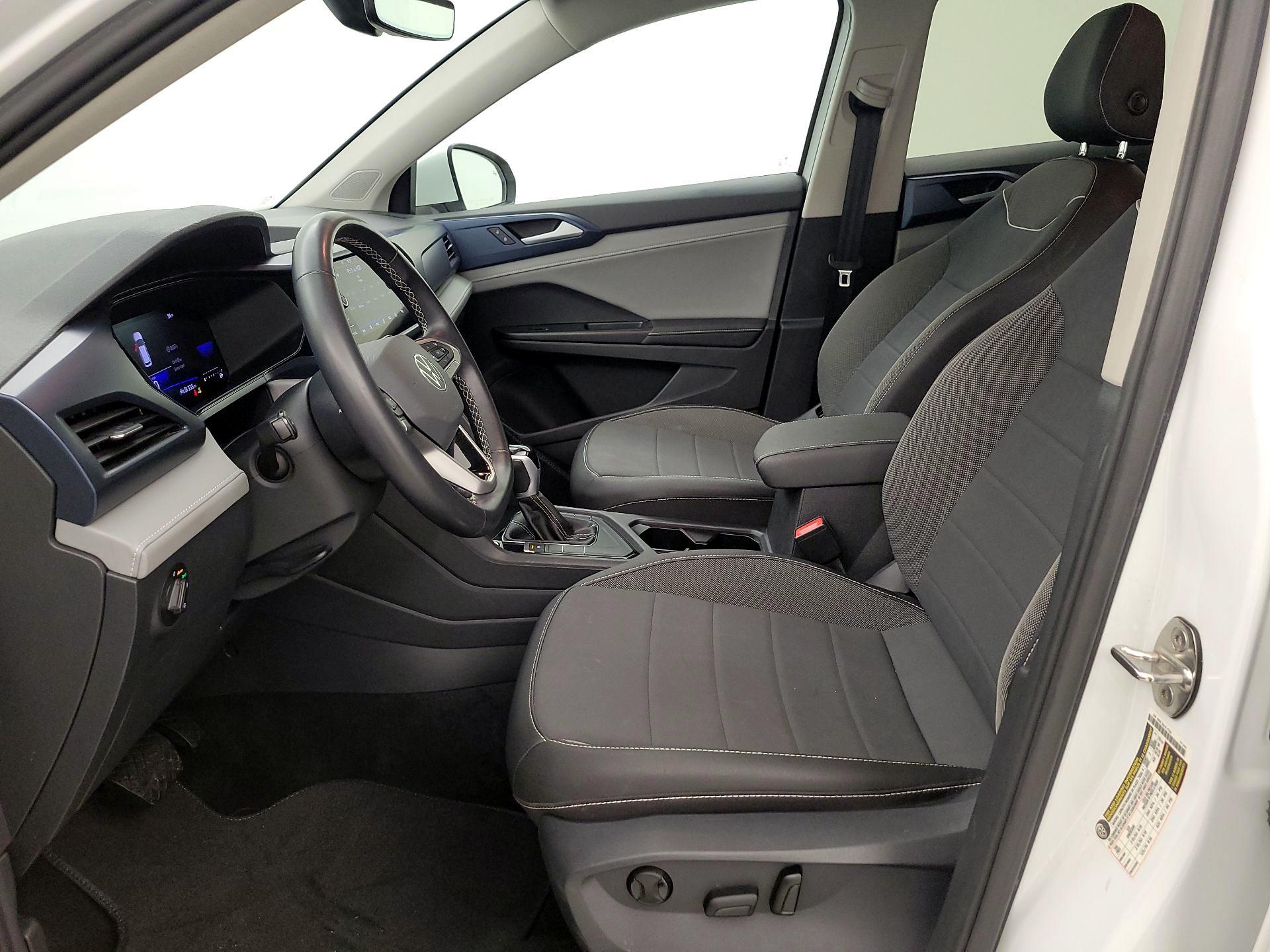 Thumbnail: 2024 Volkswagen Taos - 11