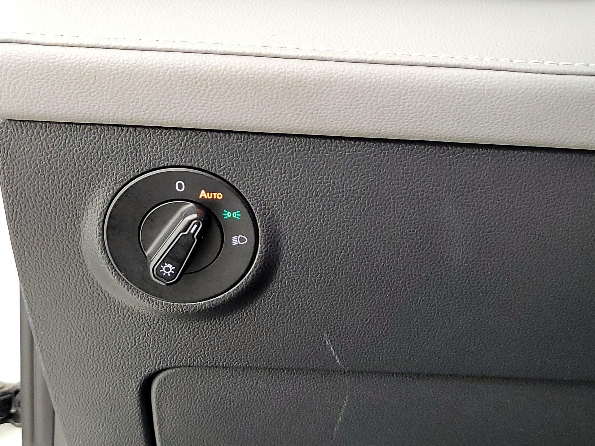 Thumbnail: 2024 Volkswagen Taos - 13